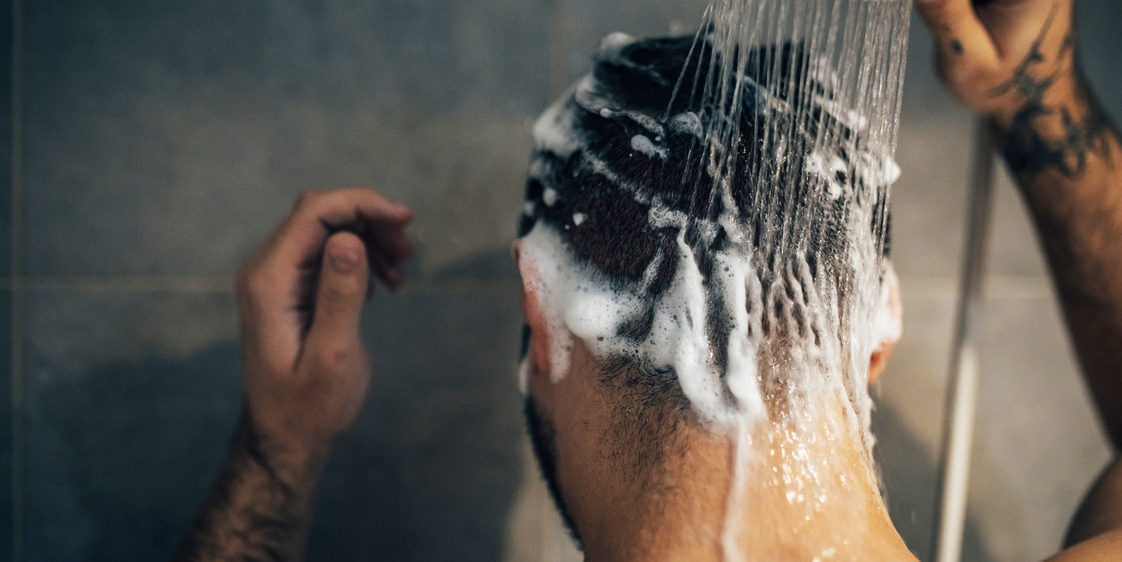 Frequência Ideal para Lavar o Cabelo: O Que os Especialistas Dizem
