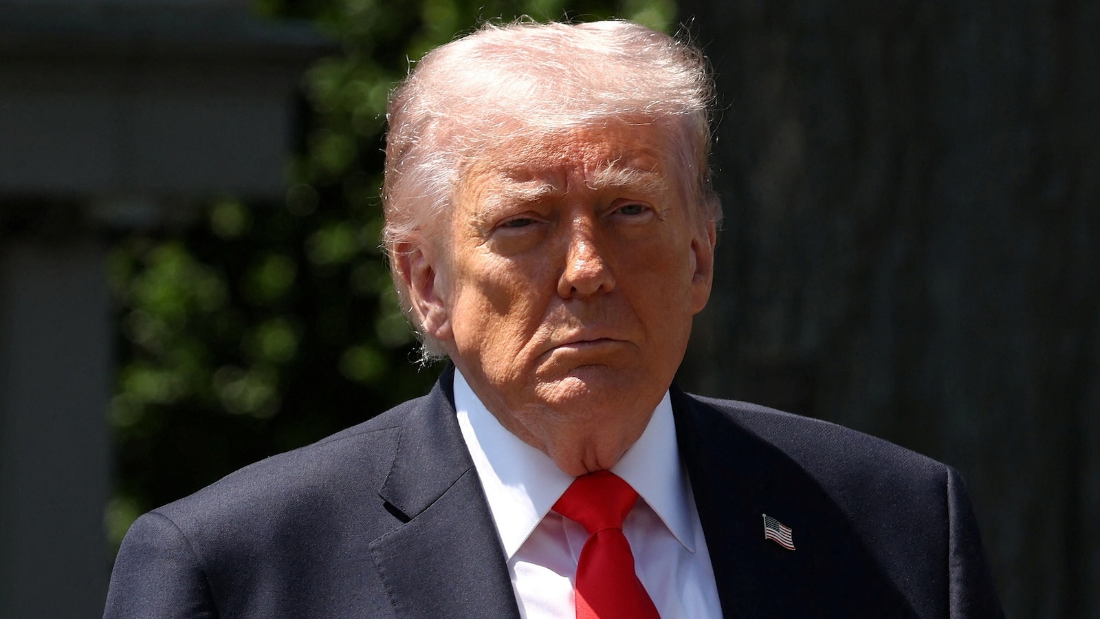A Nova Era dos Tarifários: Aumento de 25% em Veículos da UE por Trump