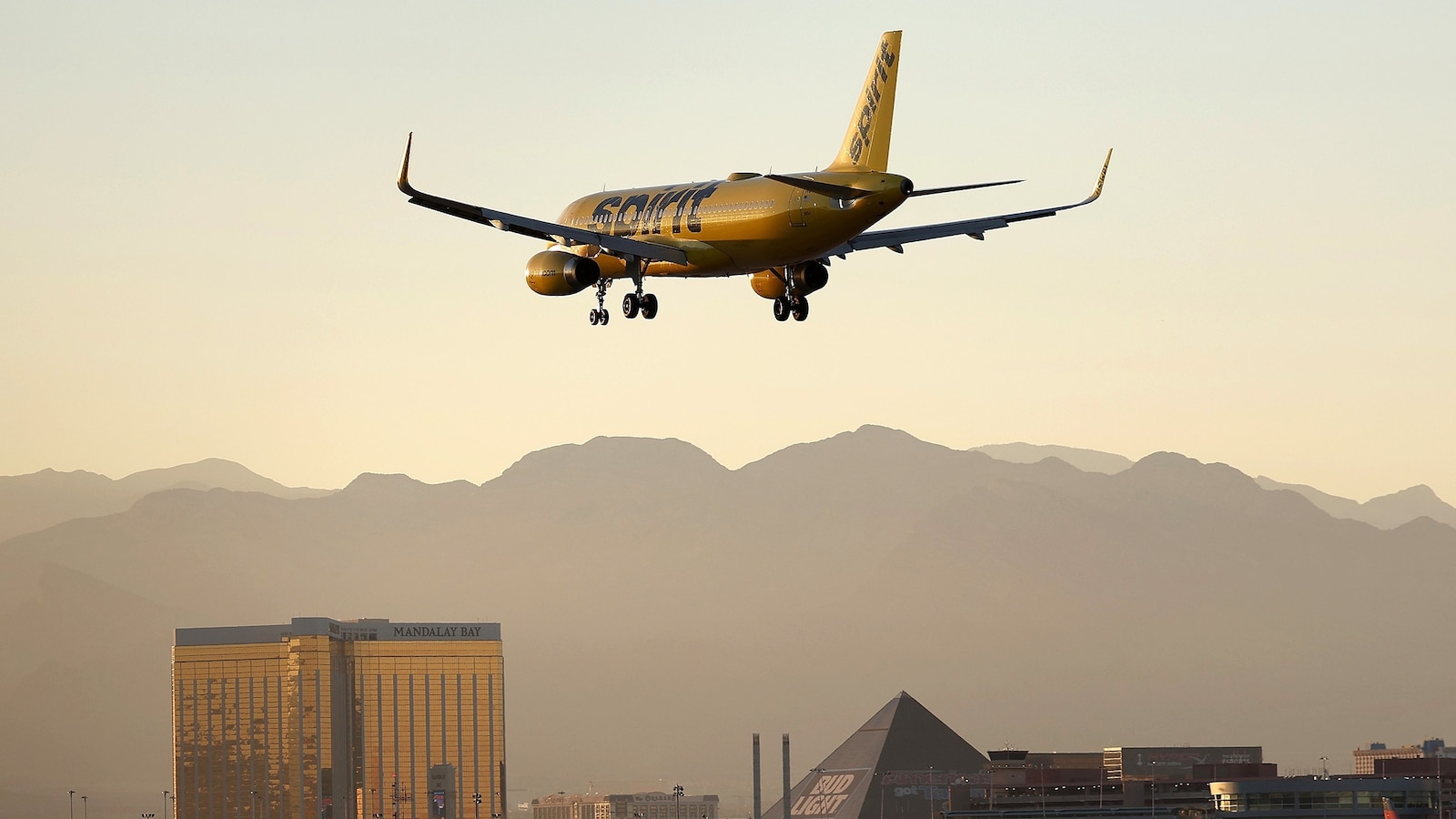 O Futuro da Spirit Airlines: Uma Análise em Tempos de Crise