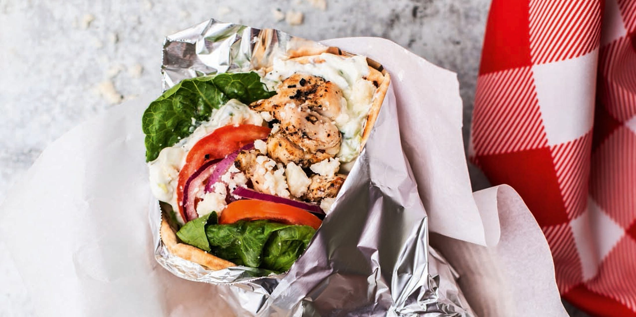 O Sanduíche de Souvlaki de Frango com Alto Teor de Proteínas: Uma Revolução Gastronômica