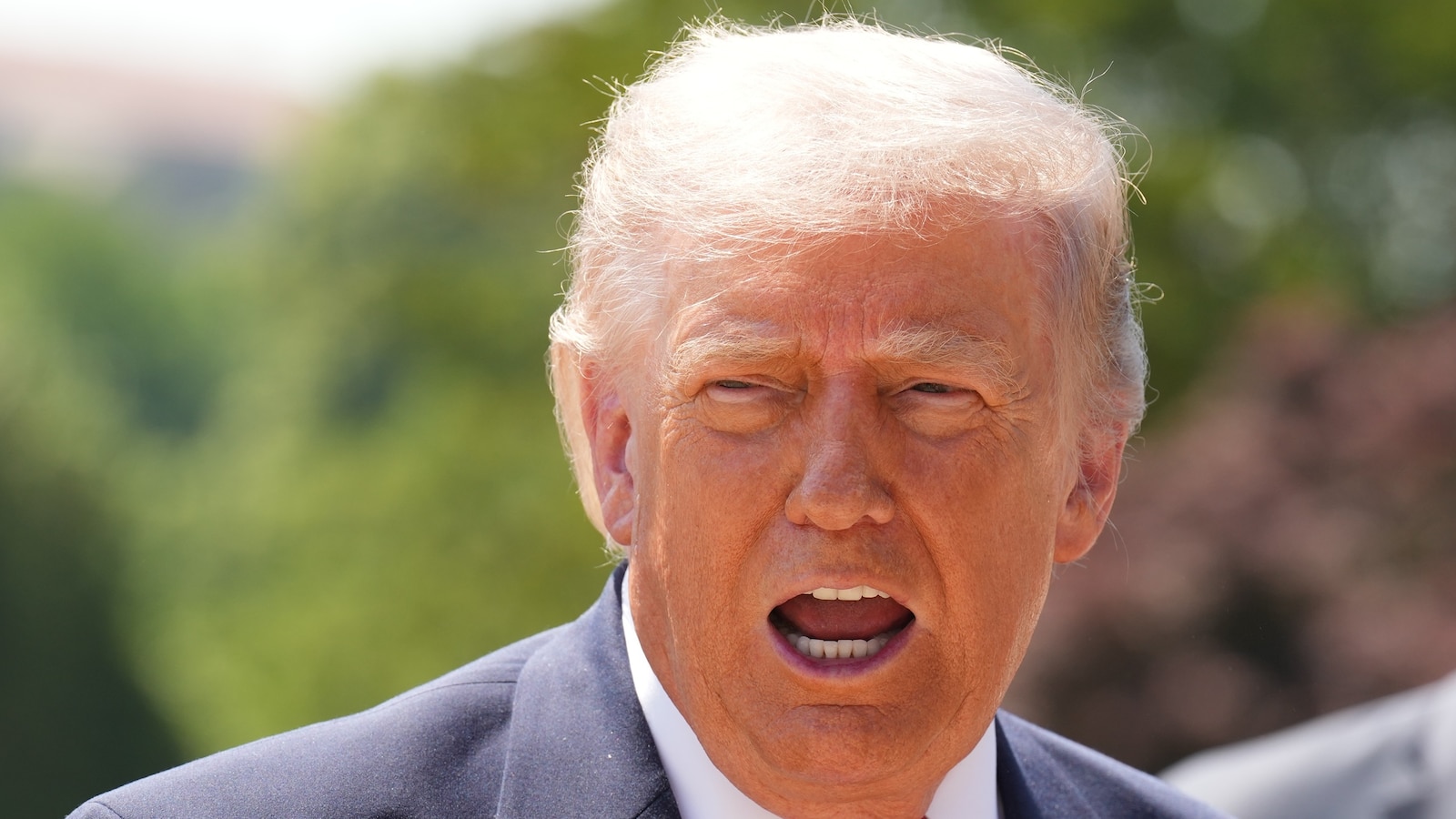 Trump Endossa Ken Paxton em Eleição Primária para o Senado do Texas