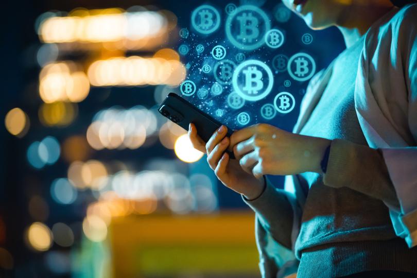 Mercados ao Vivo: A Ação Estagnada do Bitcoin e a Expectativa pelo IPO da SpaceX