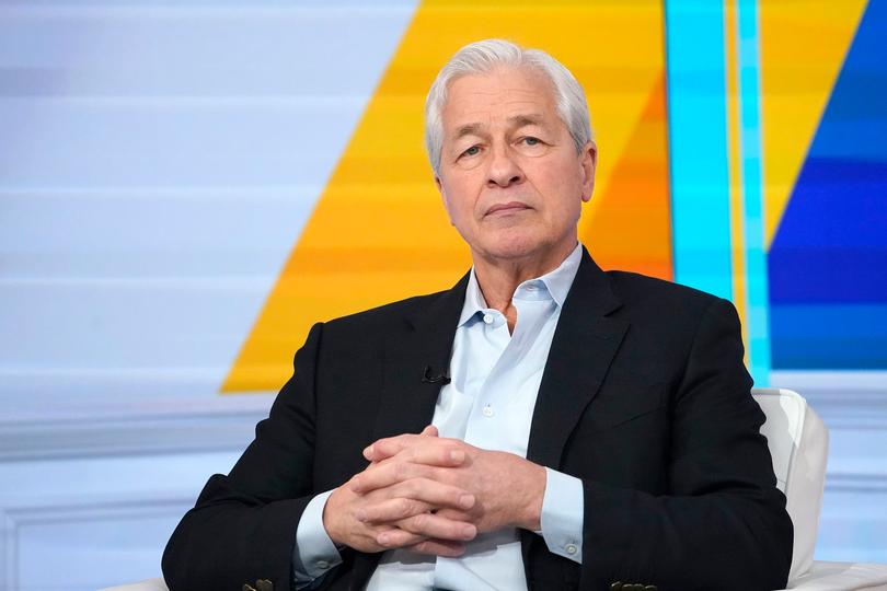 Dimon Intensifica Conflito Sobre Recompensas de Stablecoins no Debate da CLARITY Act
