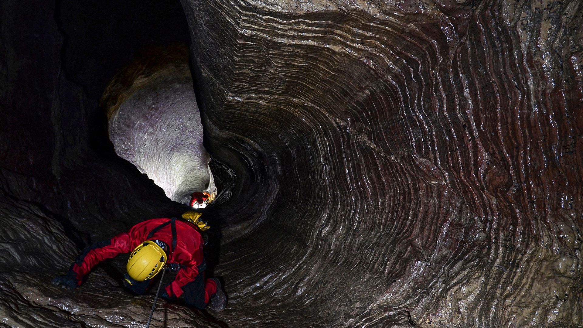 Os Mistérios das Cavernas Mais Profundas do Mundo