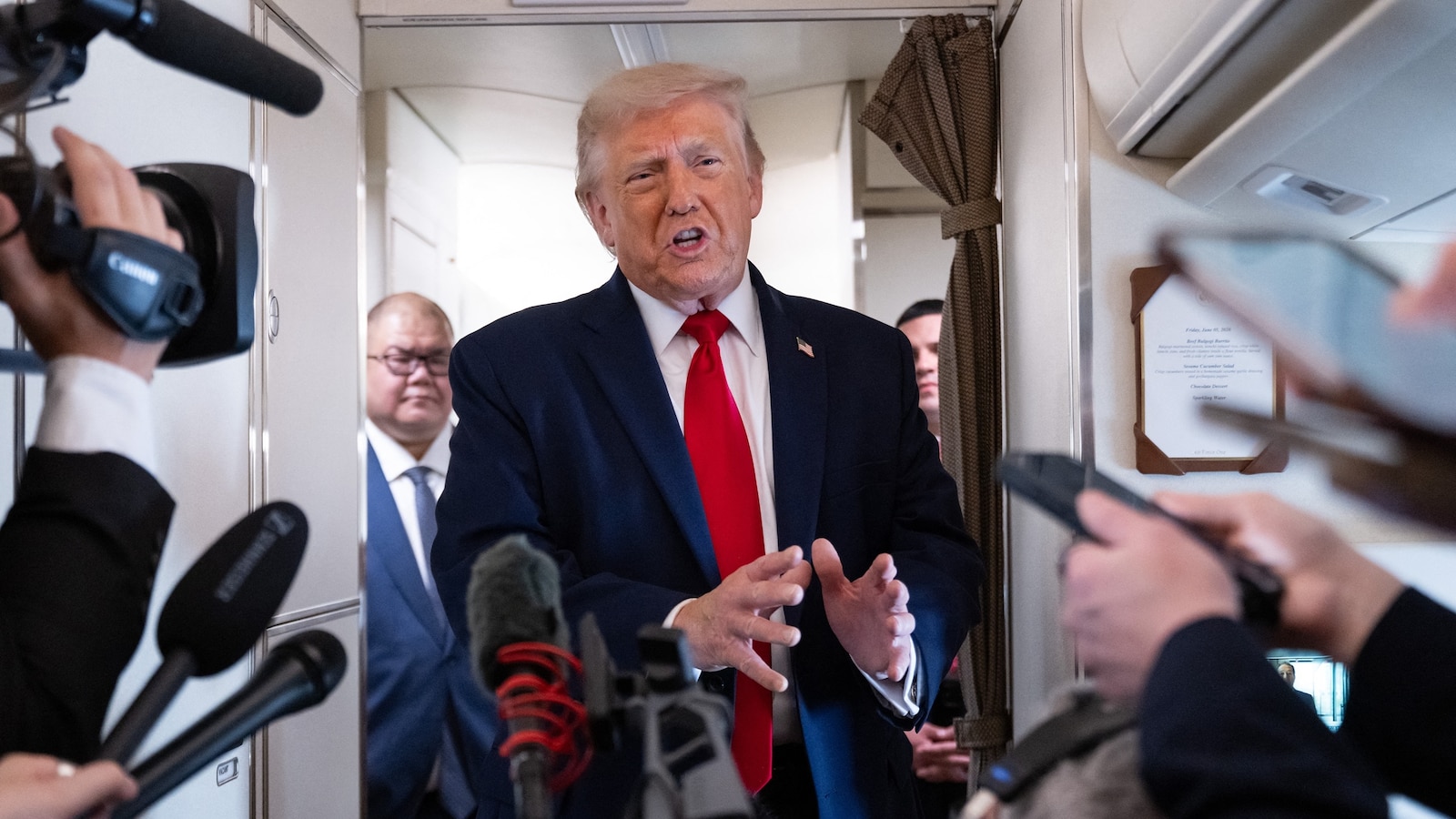 Trump não descarta pagamentos a manifestantes do dia 6 de janeiro
