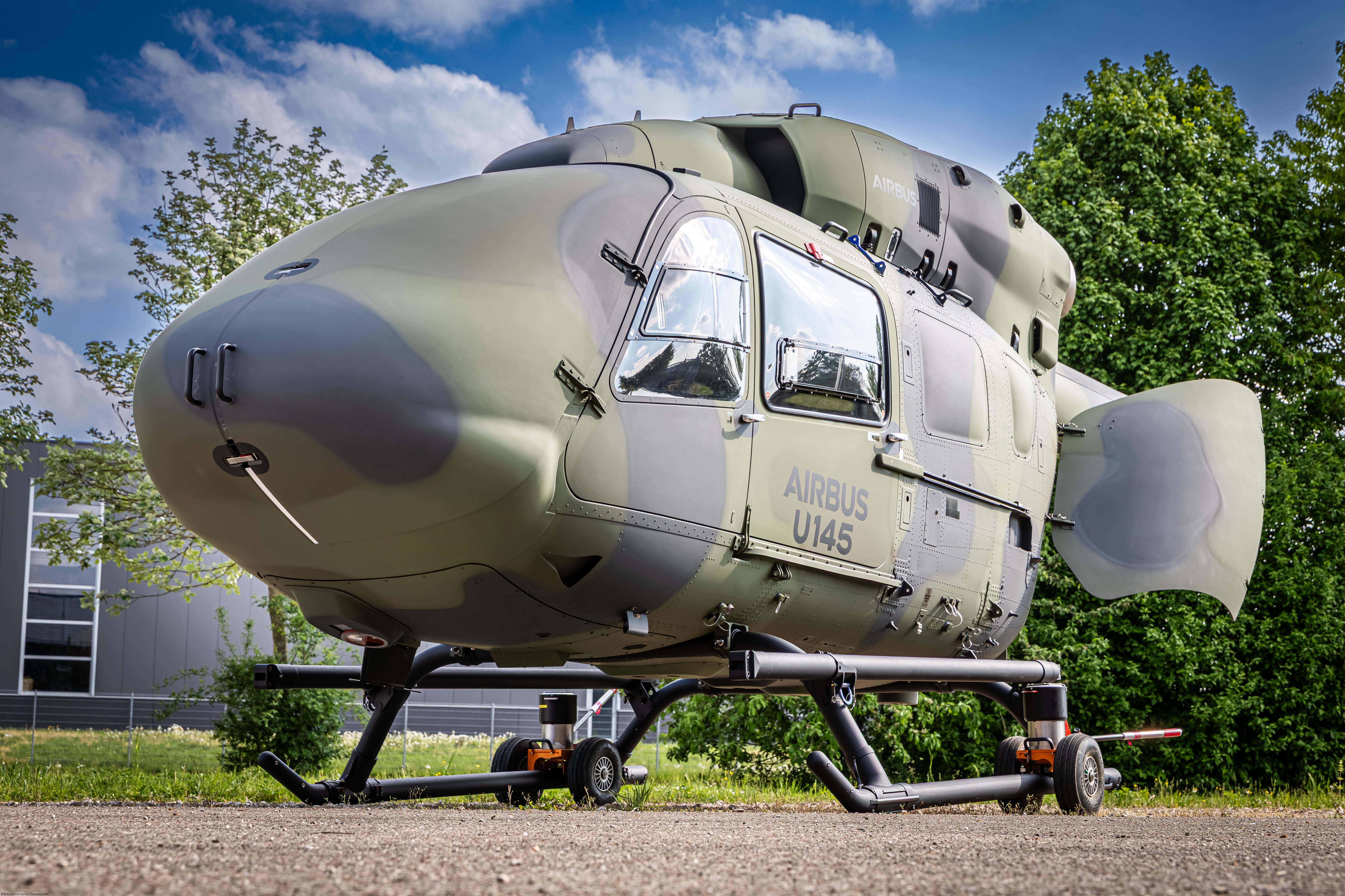 Airbus Revela Helicóptero U145: O Futuro dos Voos Sem Piloto