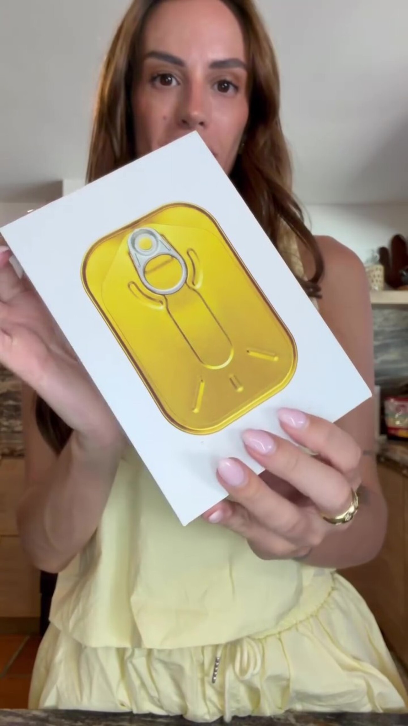 O Viral que Misturou Tecnologia e Gourmet: A Lata de Sardinha que Enlouqueceu a Internet