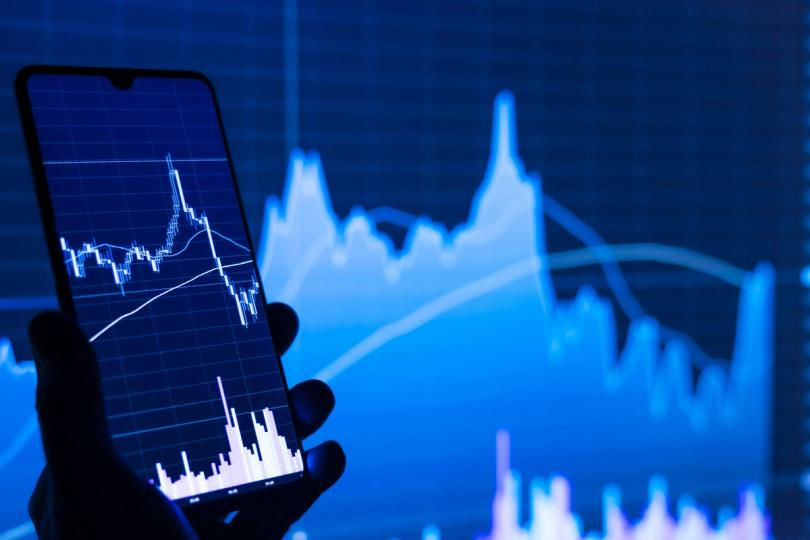 O Efeito das Saídas de ETFs e a Queda nas Compras Corporativas de Bitcoin