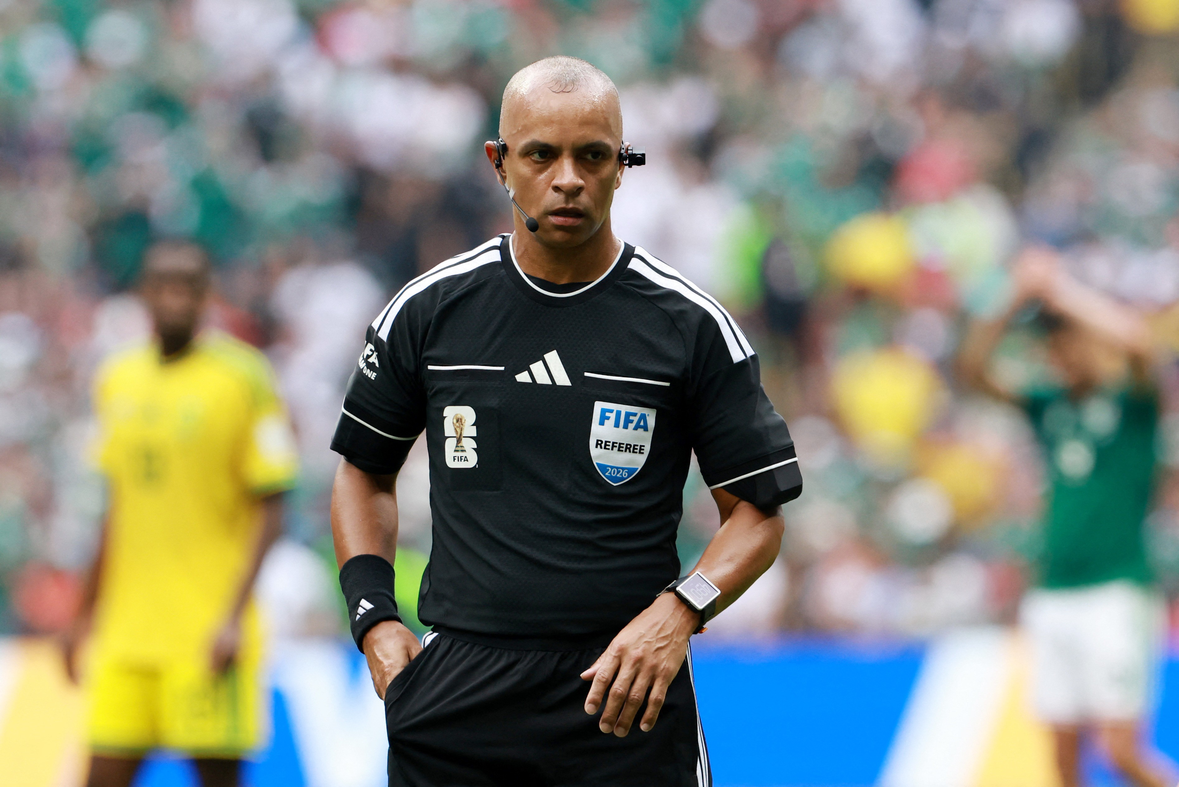 Copa do Mundo 2026: Presença do Árbitro Brasileiro Wilton Pereira Sampaio na Abertura Gera Memes