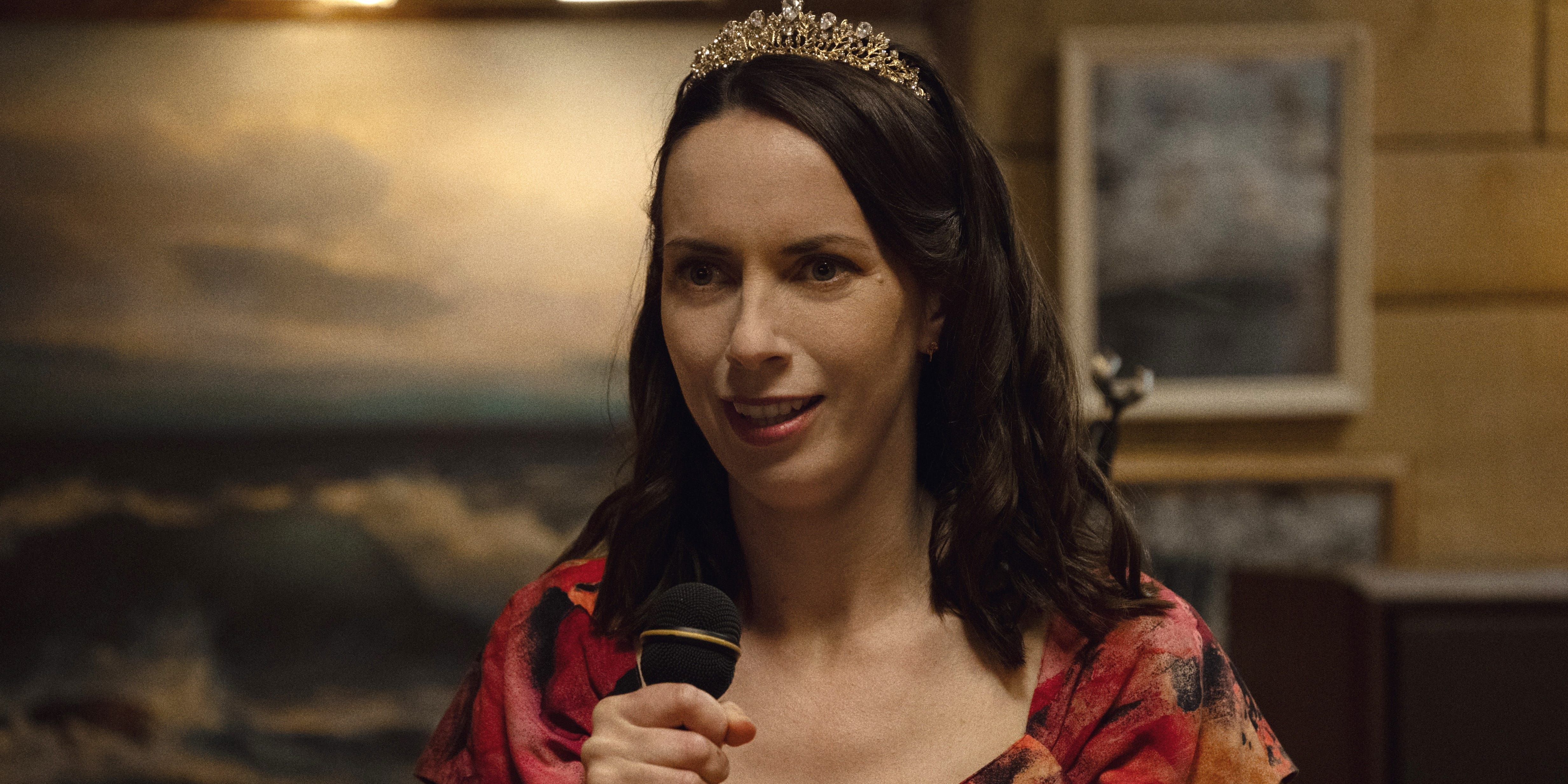 Patricia de <i><em>Widow’s Bay</em></i>: Uma Personagem de Terror Sem Igual