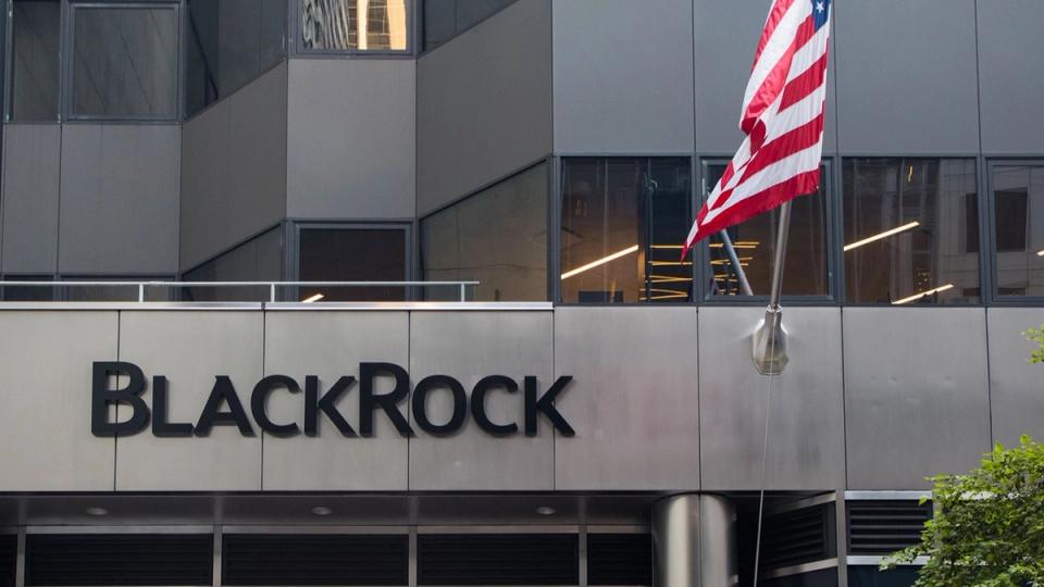 BlackRock Lança Novo ETF de Bitcoin: Uma Oportunidade para Instituições Gerarem Lucro com a Volatilidade