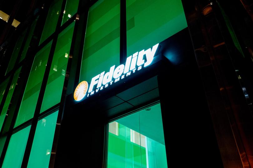 Fidelity Entra na Corrida de Wall Street para Gerenciar Reservas de Stablecoins