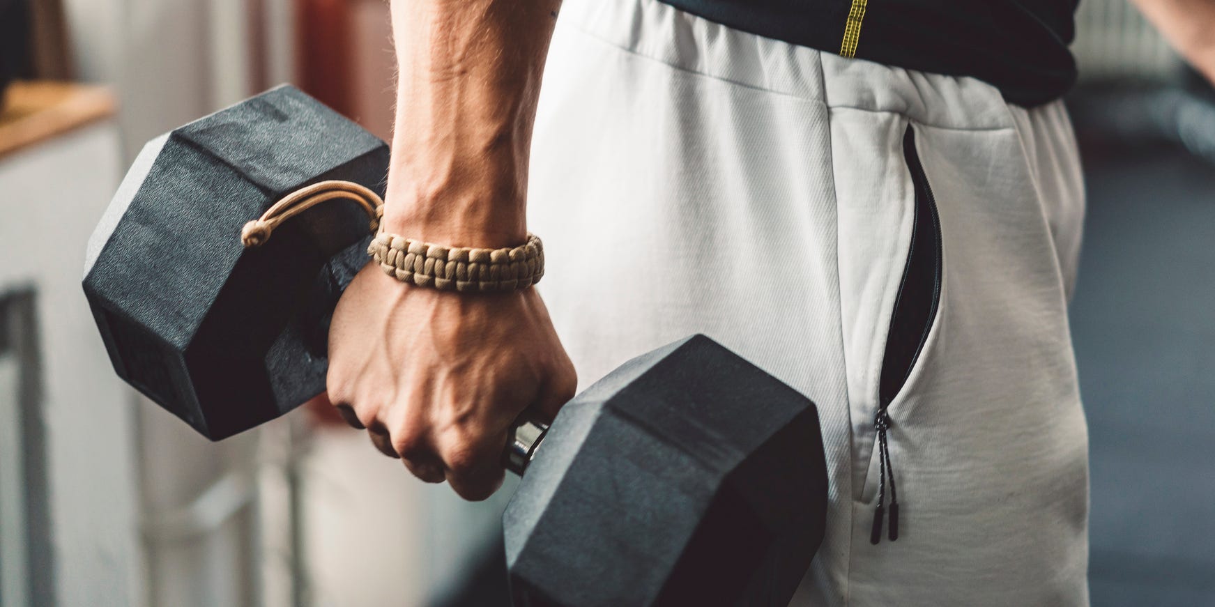 Os 10 Melhores Exercícios para Antebraços Maiores e Mais Fortes