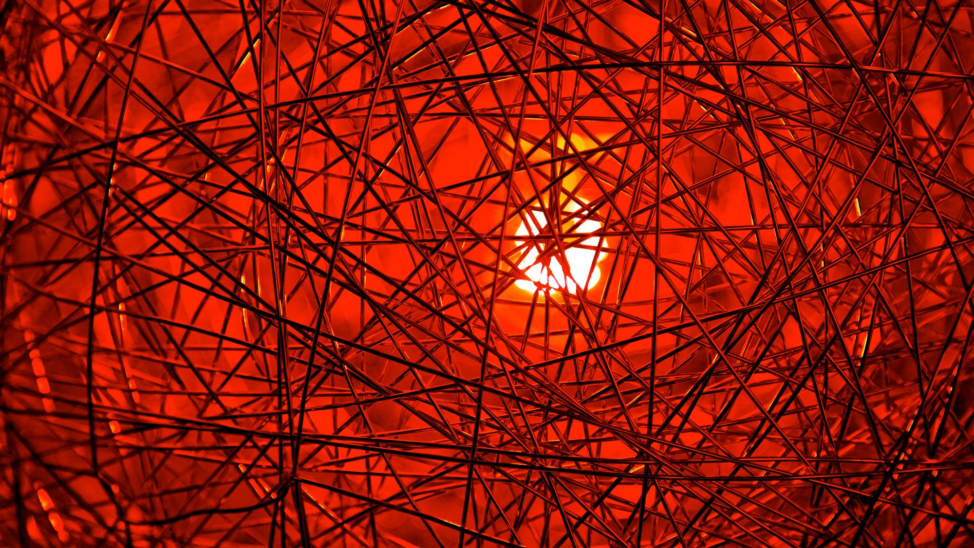 Novo chip transforma a maior fraqueza da computação quântica em uma vantagem
