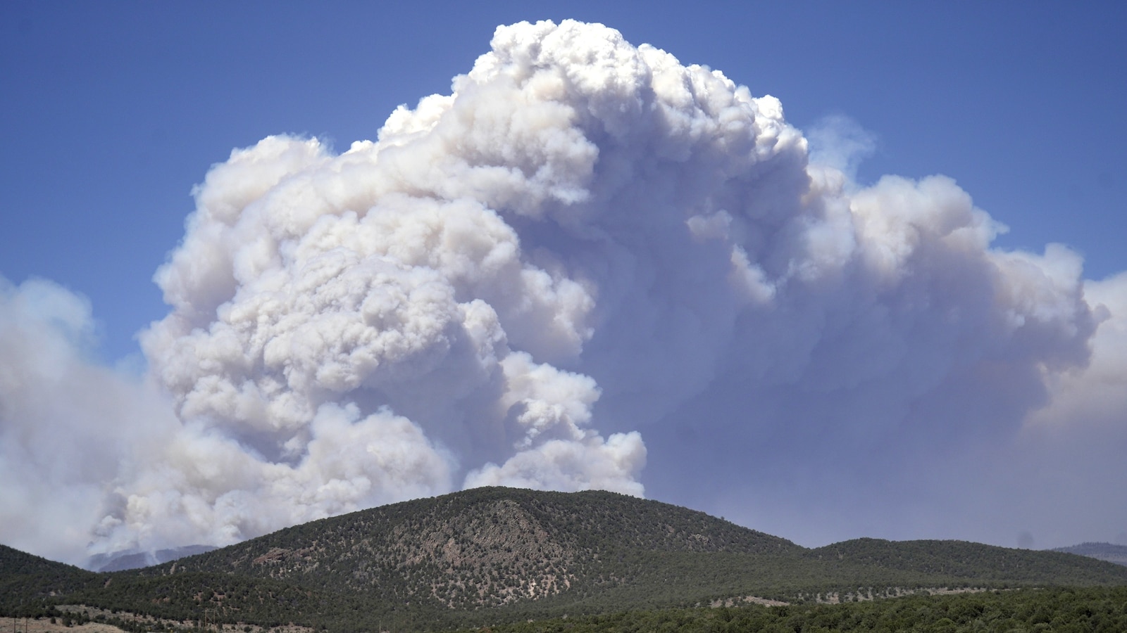 Perigo Crítico de Incêndio Afeta Região de Four Corners Neste Final de Semana