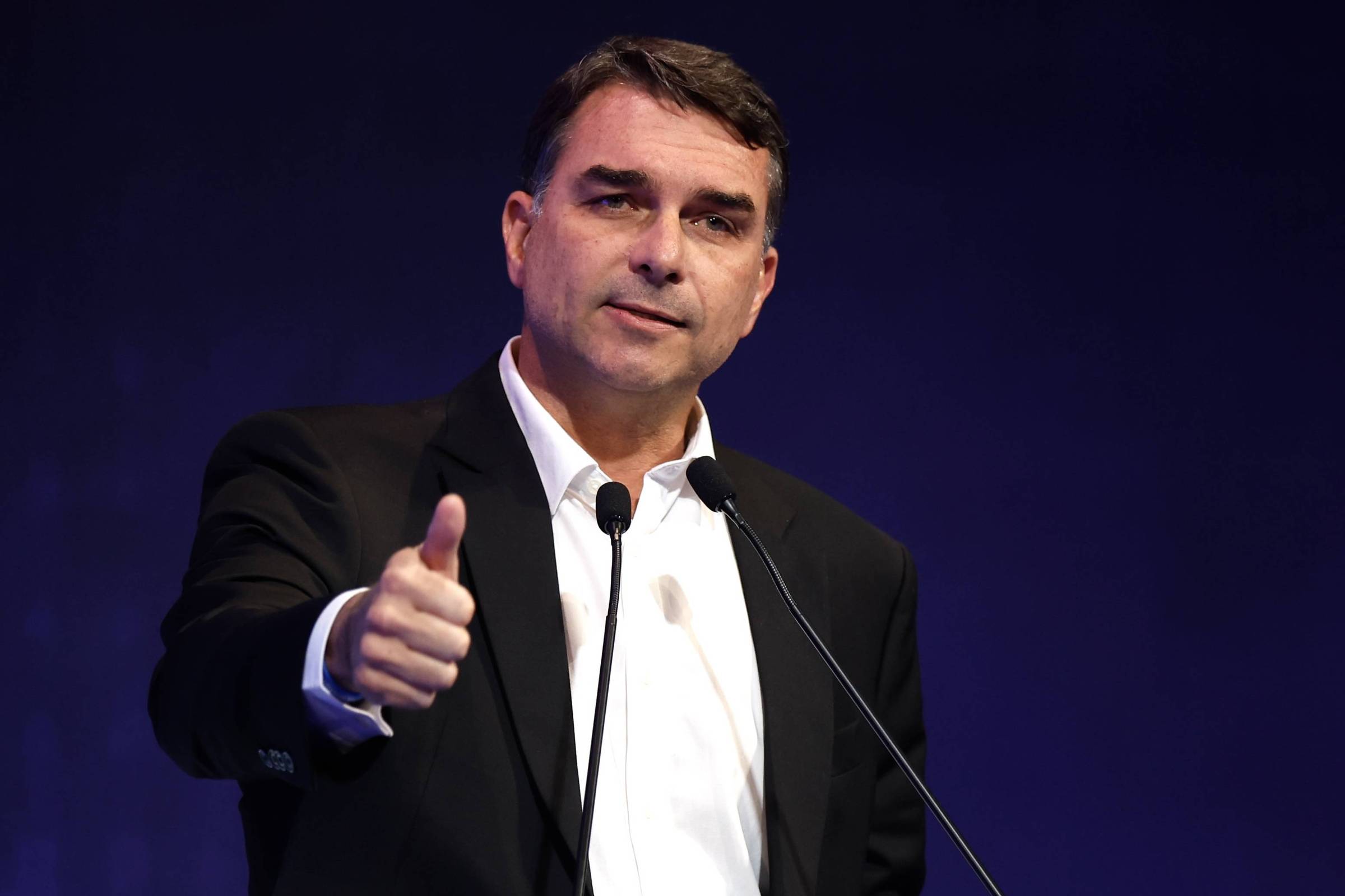 Inovação e Inclusão na Pré-Campanha de Flávio Bolsonaro