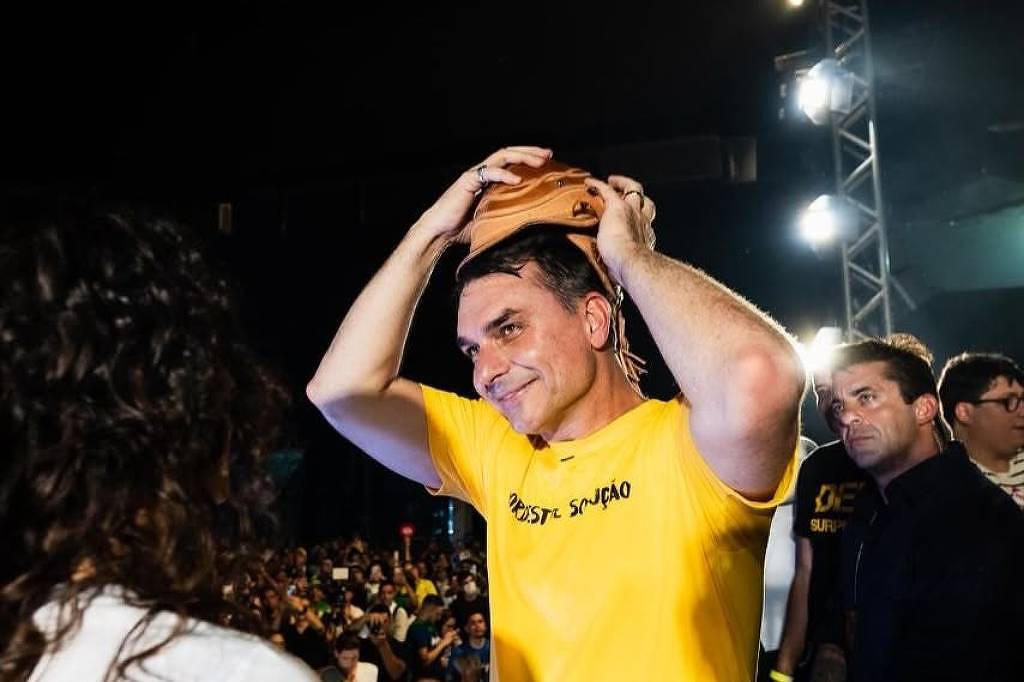 Desafios de Flávio Bolsonaro no Nordeste: Um Horizonte Incerto até 2026
