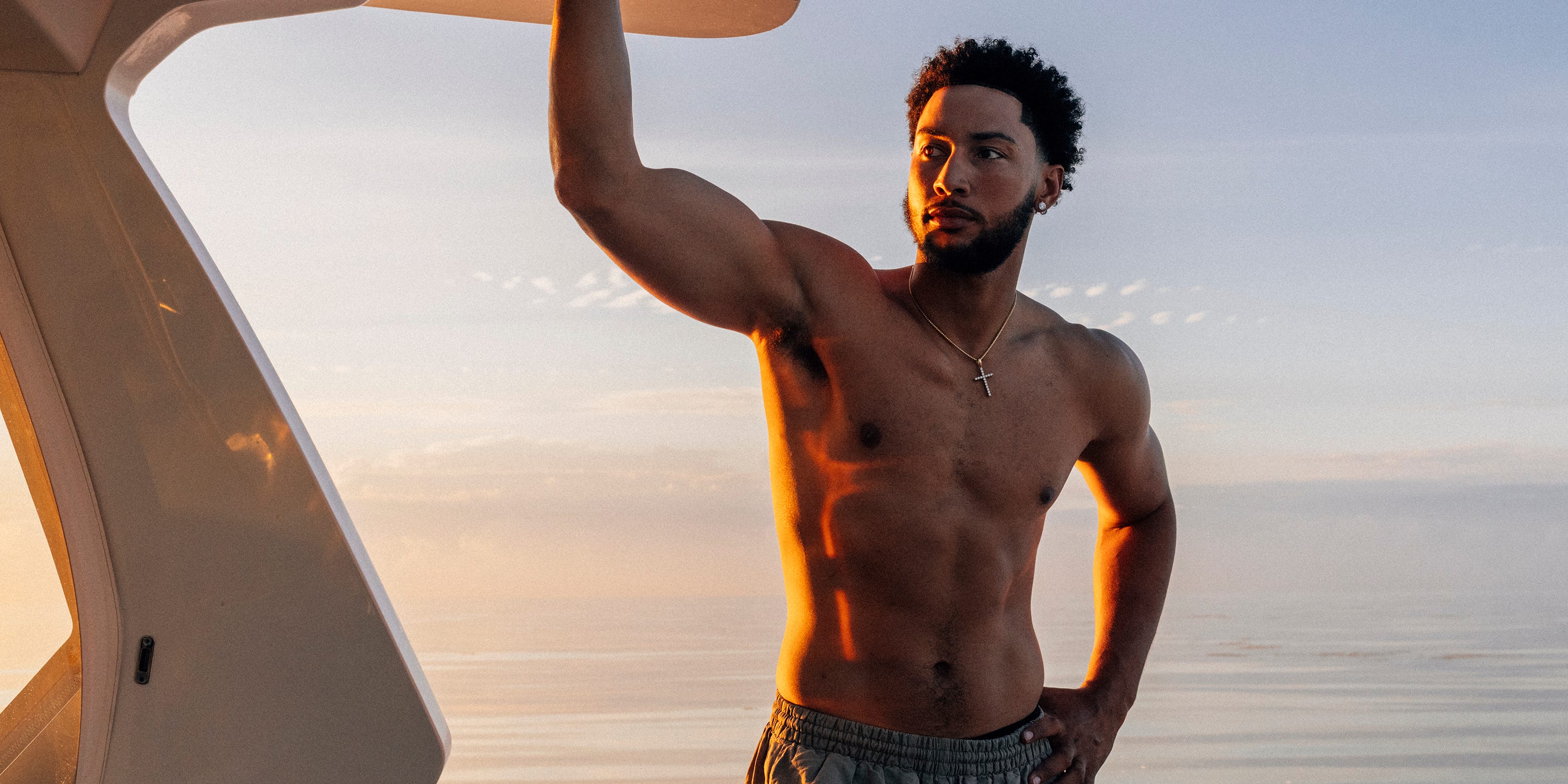 Pesca Futurista: A Aventura de Ben Simmons nas Águas de Miami