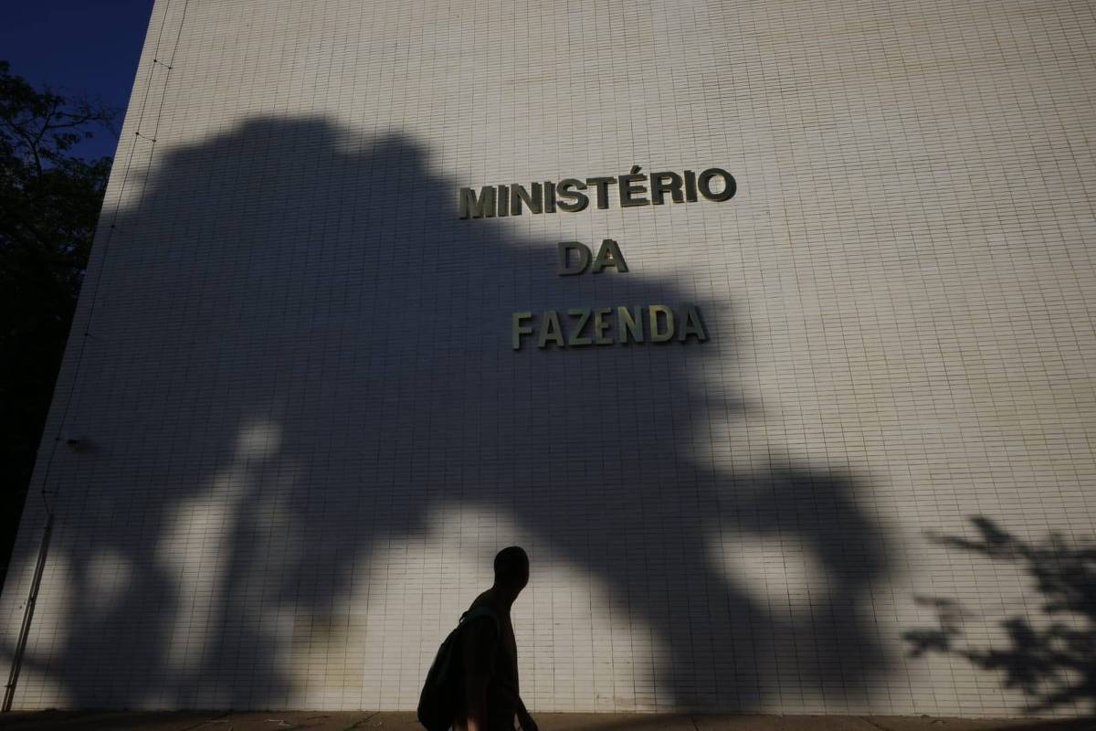 Contas Públicas e o Desafio do Déficit: Perspectivas Futuras