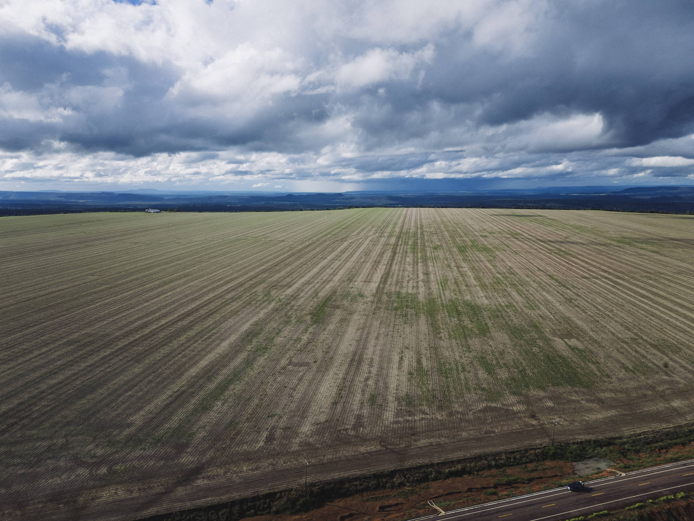A Crise no Setor de Máquinas Agrícolas: Desafios e Previsões para 2026