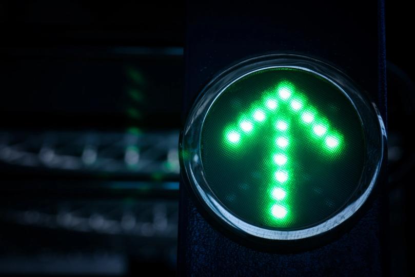 A Recuperação do Mercado Cripto: Bitcoin Acima de $60,000 e Altas de Altcoins