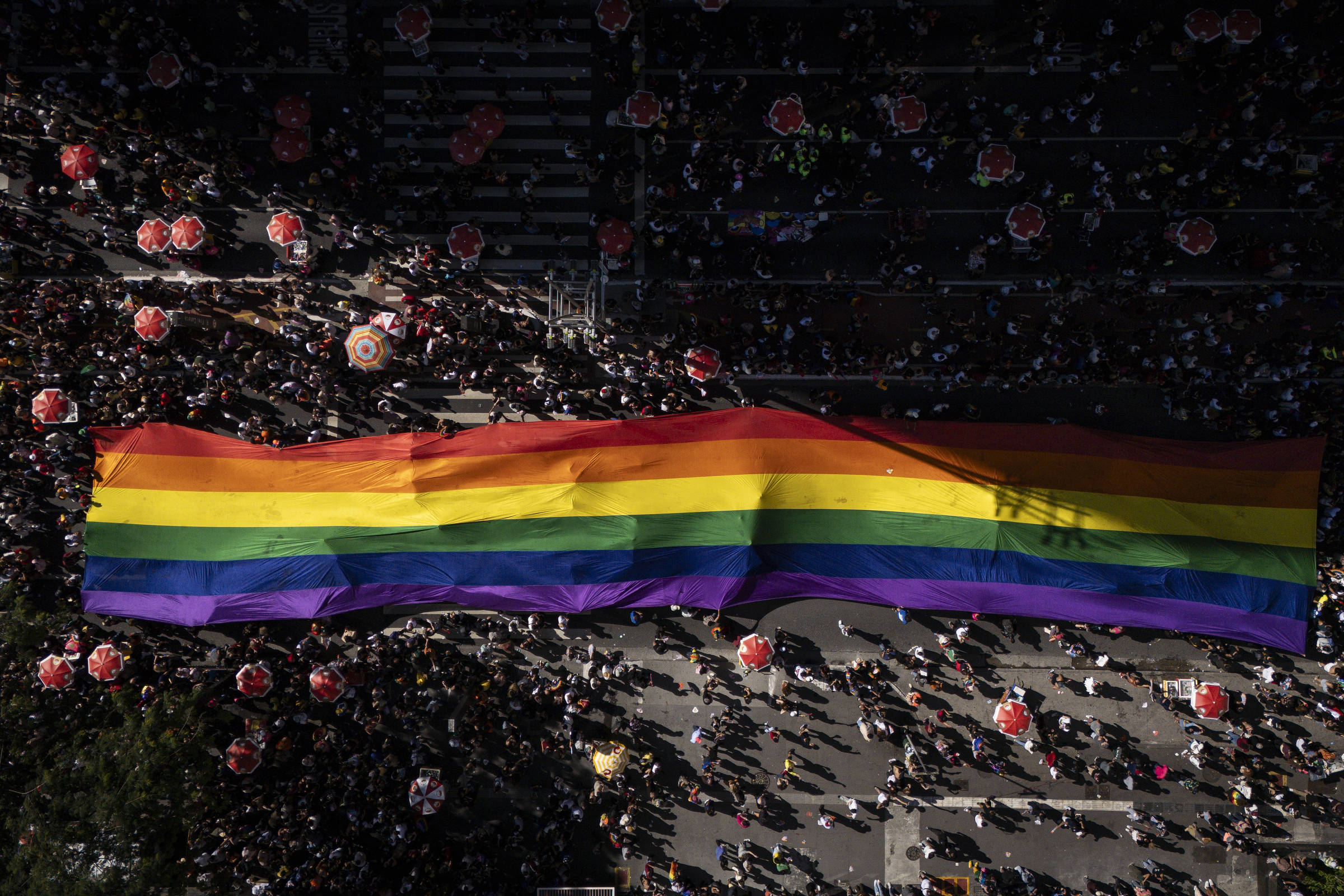 A Queda na Aceitação da Homossexualidade no Brasil: Uma Análise Profunda