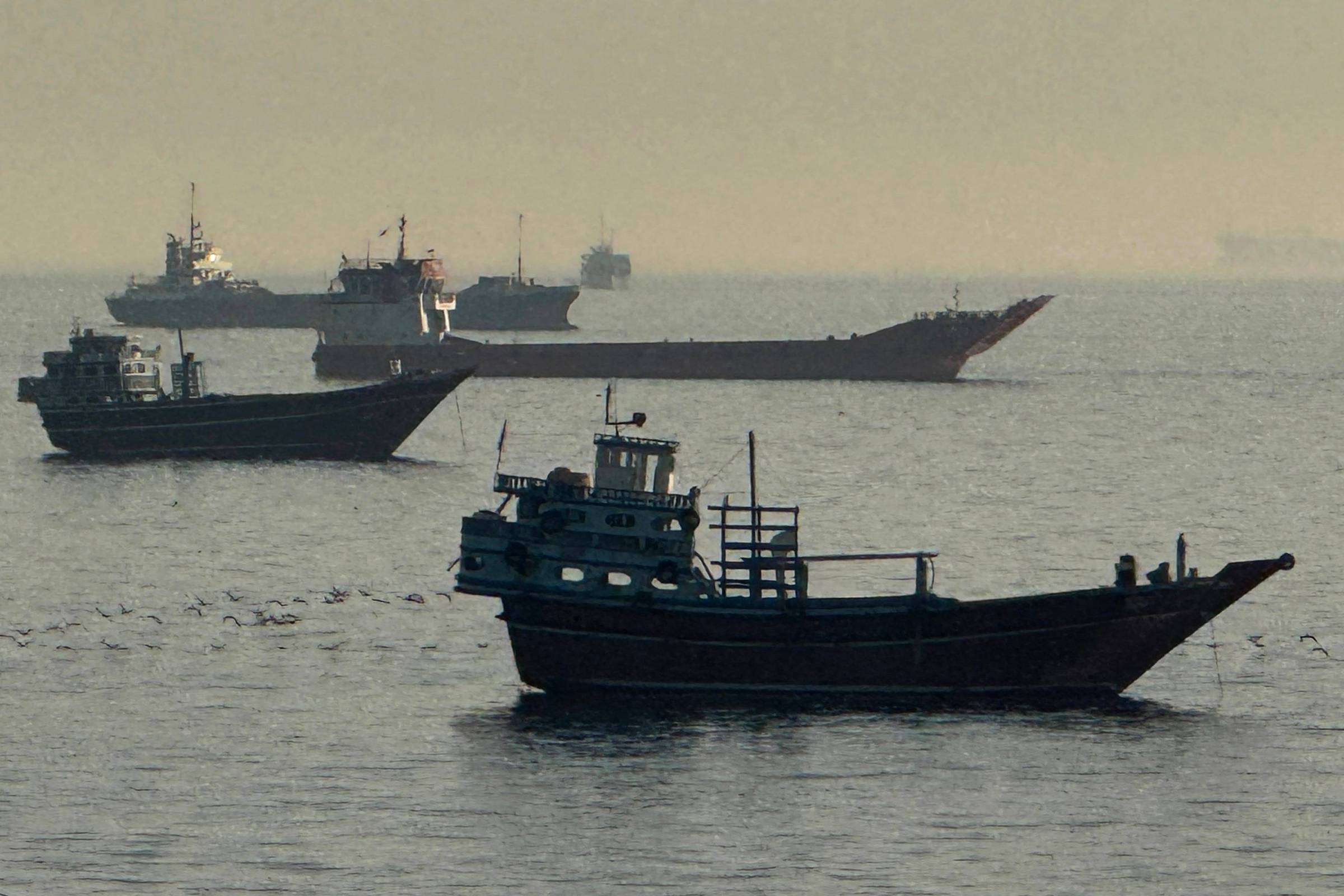 Petróleo Abre em Leve Queda e Se Aproxima de Preço Pré-Guerra