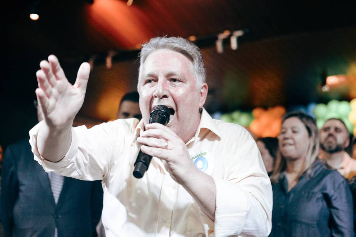 Garotinho Tenta Viabilizar Candidatura em Meio a Polêmica sobre Vídeo de Vorcaro