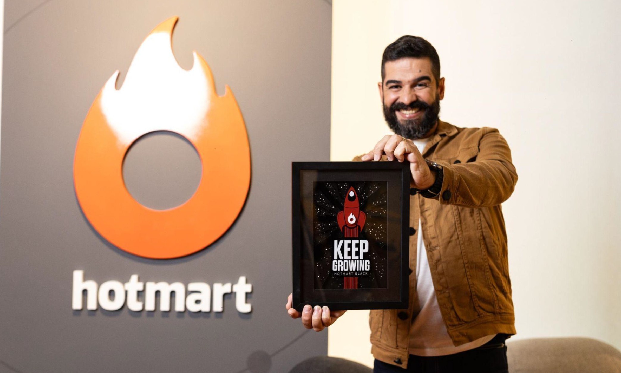 Hotmart Reinventa-se e Realiza Layoff Estratégico para Focar na Creator Economy