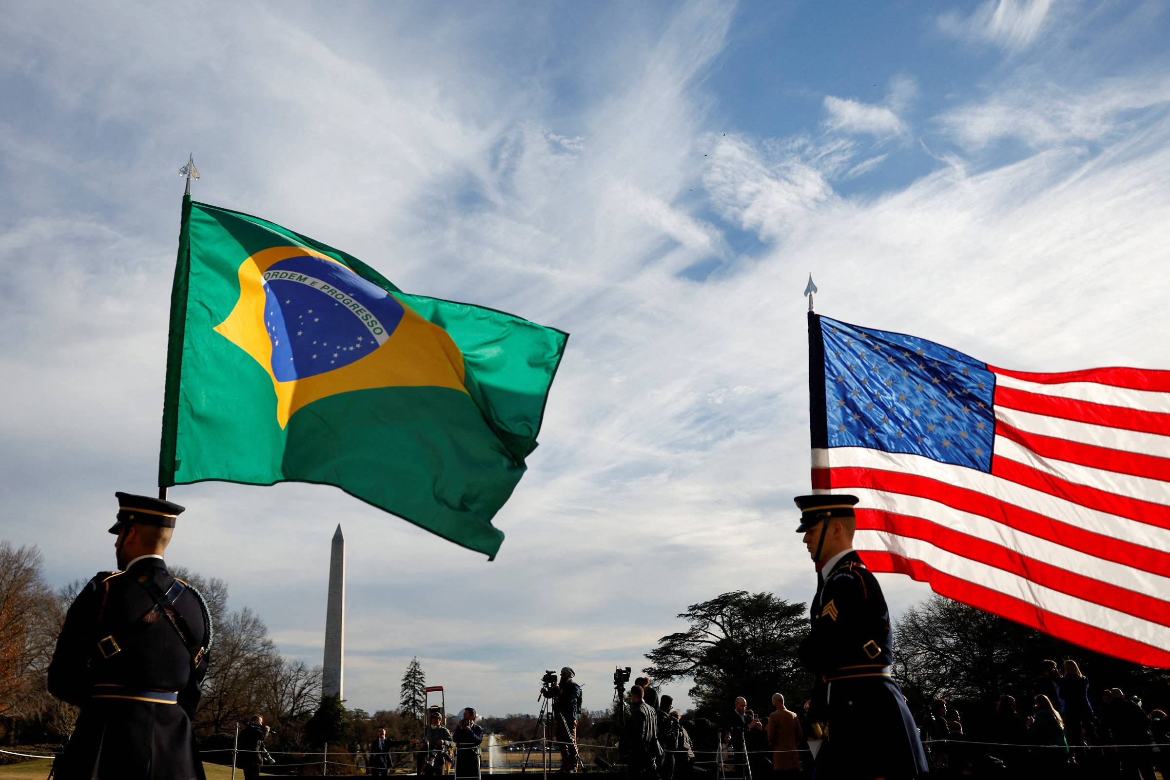 A Nova Era das Tarifas: A Cronologia do Tarifaço dos EUA Sobre o Brasil