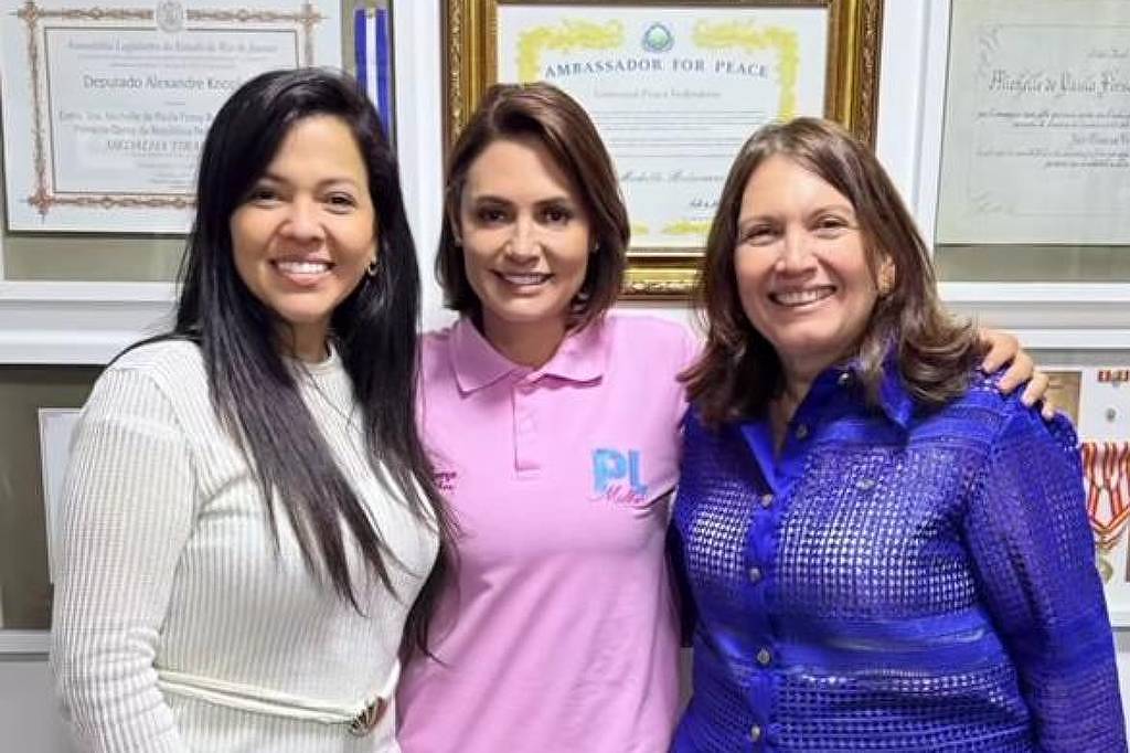 Bia Kicis Defende Candidatura de Michelle Bolsonaro: 'Esta Vaga é Dela'