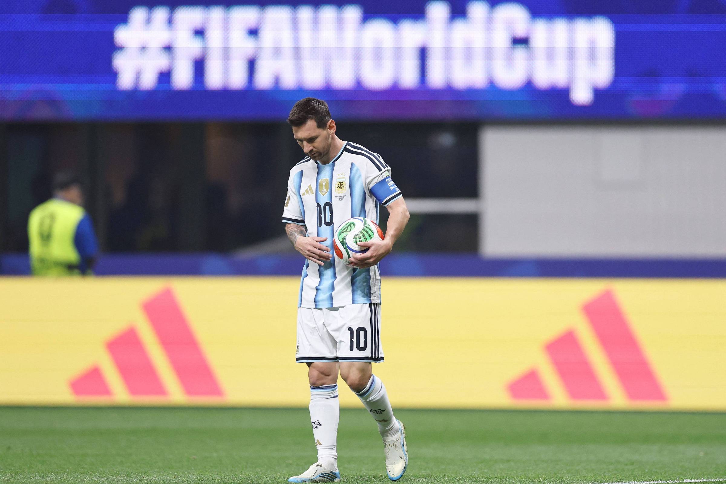 Estatísticas Futebolísticas: Entre o Encanto e o Engano