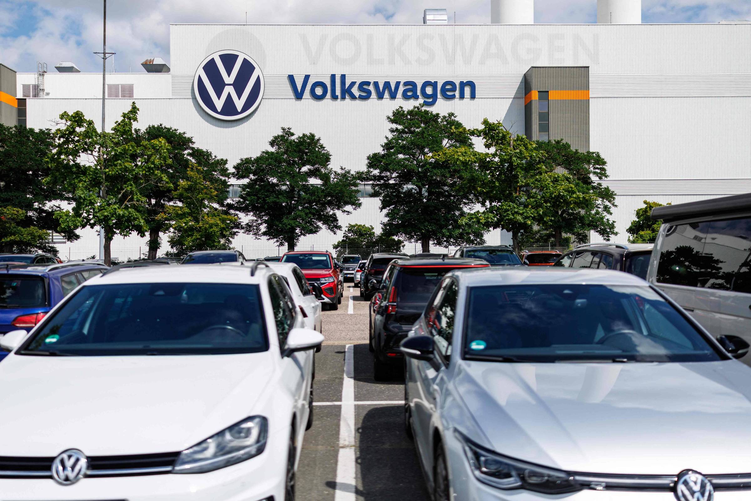 Volkswagen Reduz em 50% sua Produção de Carros: O Futuro da Montadora