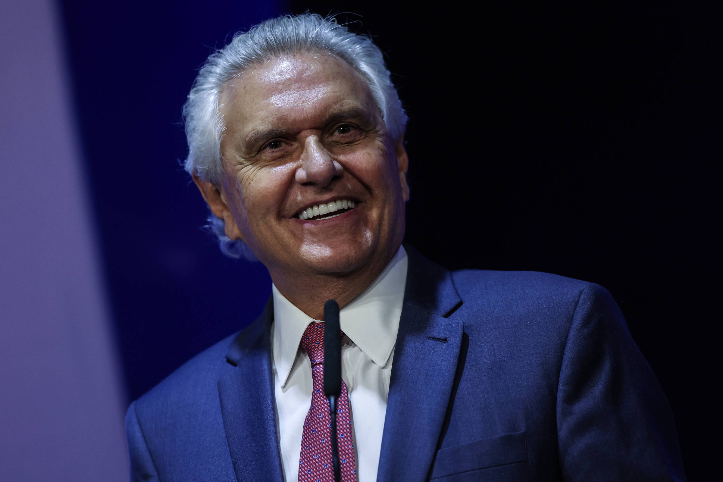 Caiado e Flávio: Comparações Polêmicas e Reflexões sobre o Cenário Eleitoral