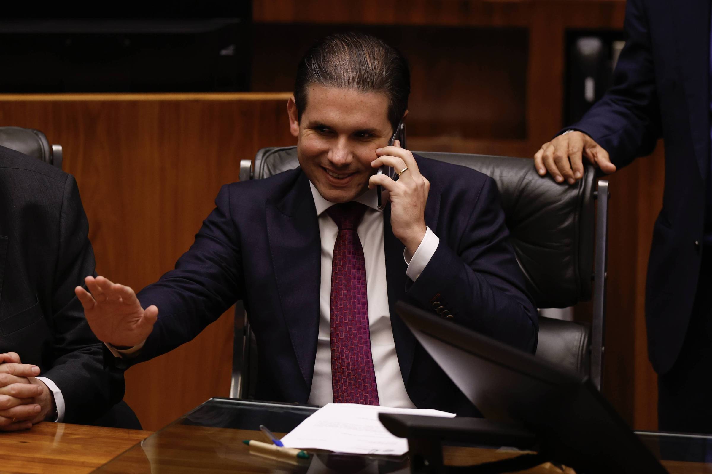 A Controvérsia Judicial que Agita o Parlamento Brasileiro
