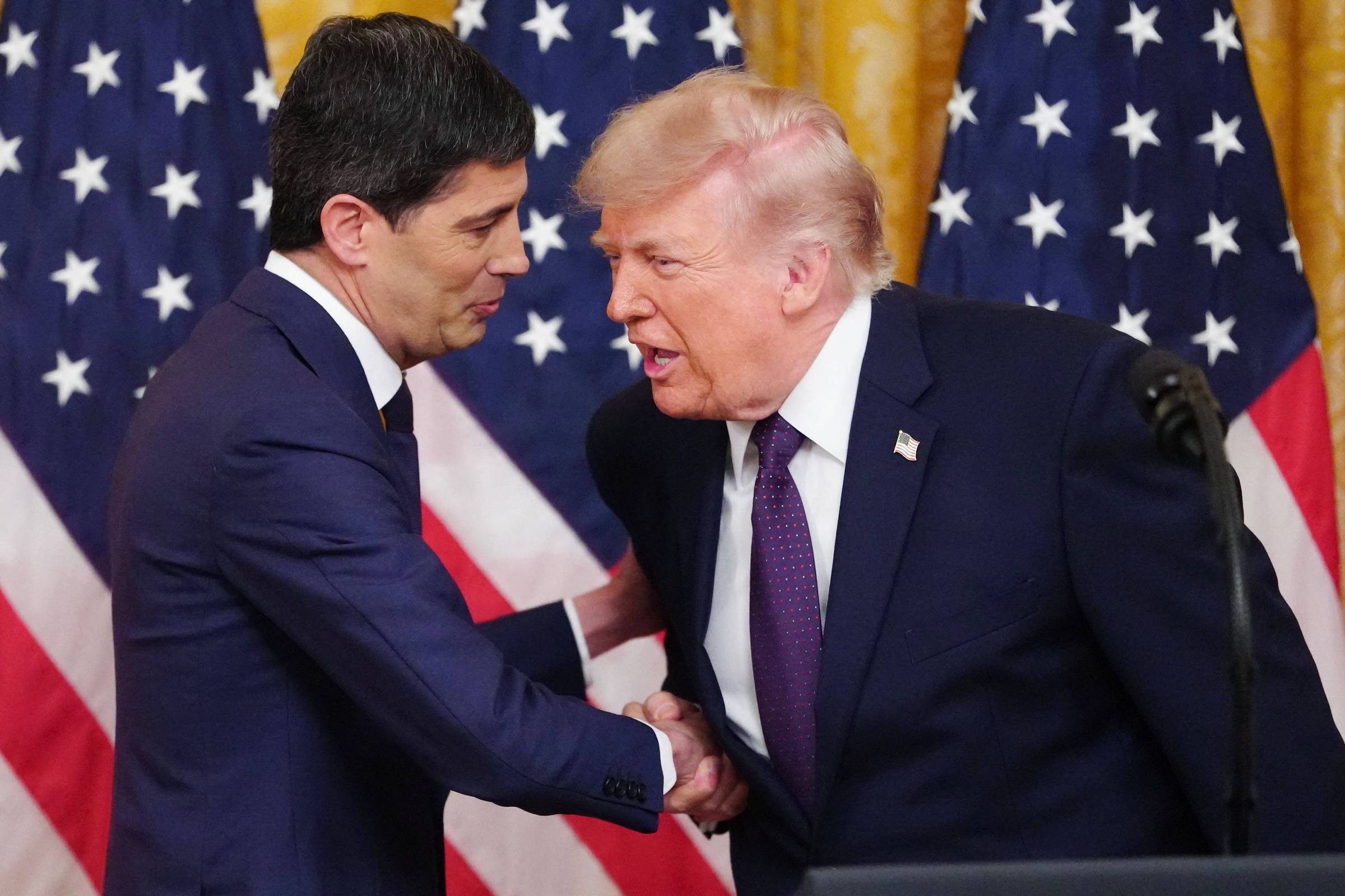 O Papel do Novo Presidente do Fed: Kevin Warsh e os Desafios Econômicos de 2026