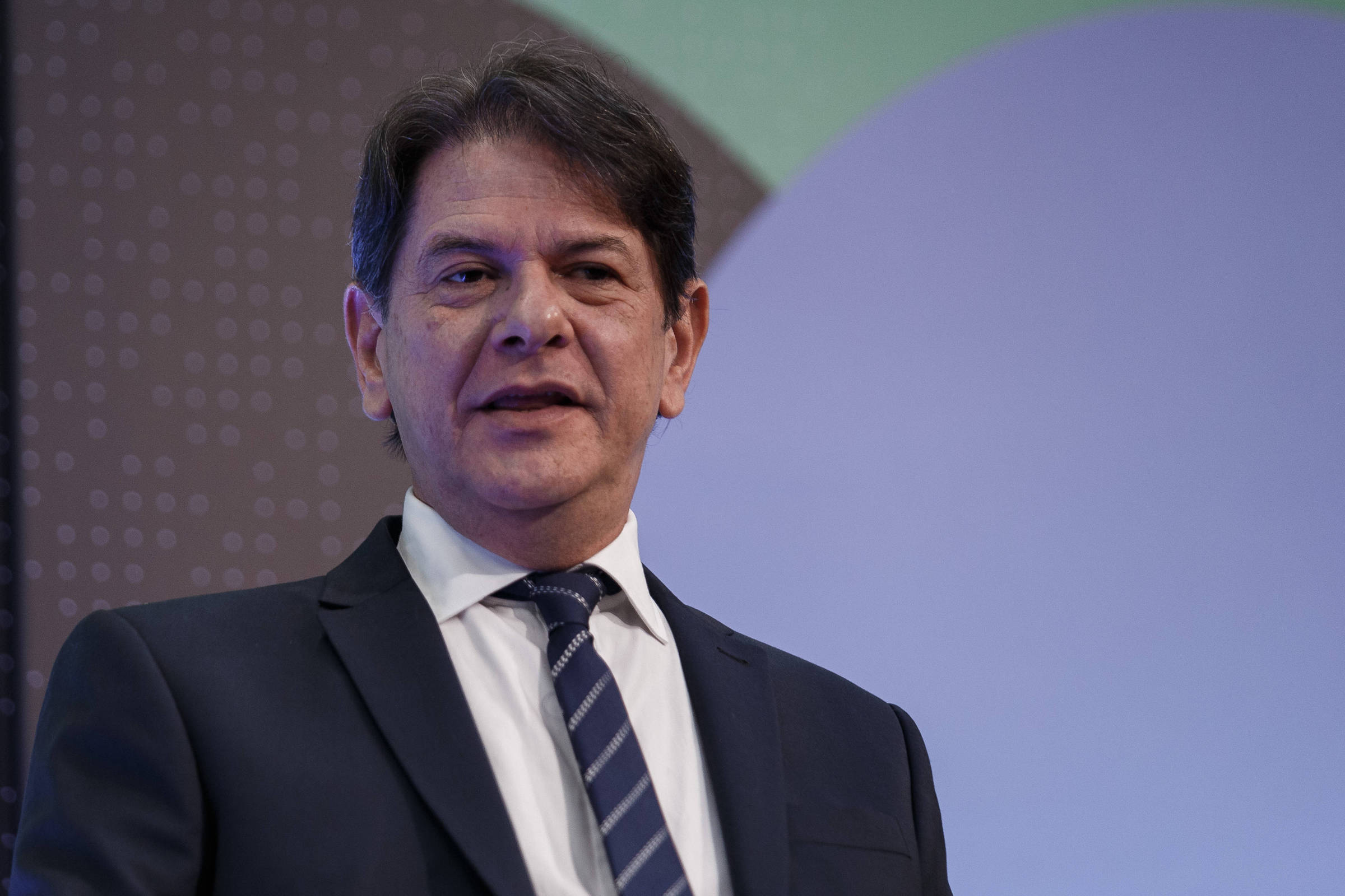 O Retorno de Cid Gomes: A Aliança Estratégica para o Ceará e o Futuro do PT