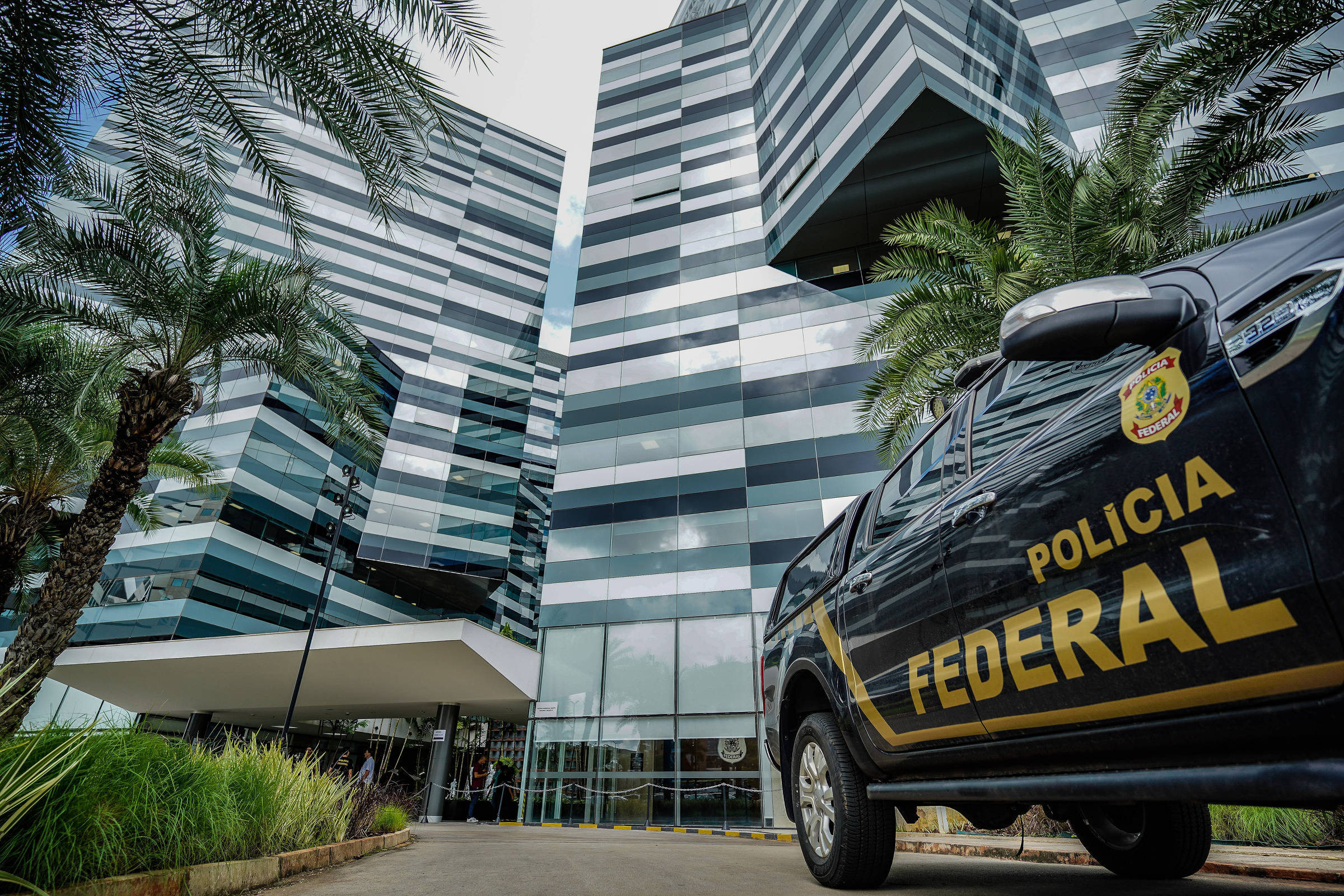 Operação Sem Desconto: Um Olhar Sobre a Investigação do INSS