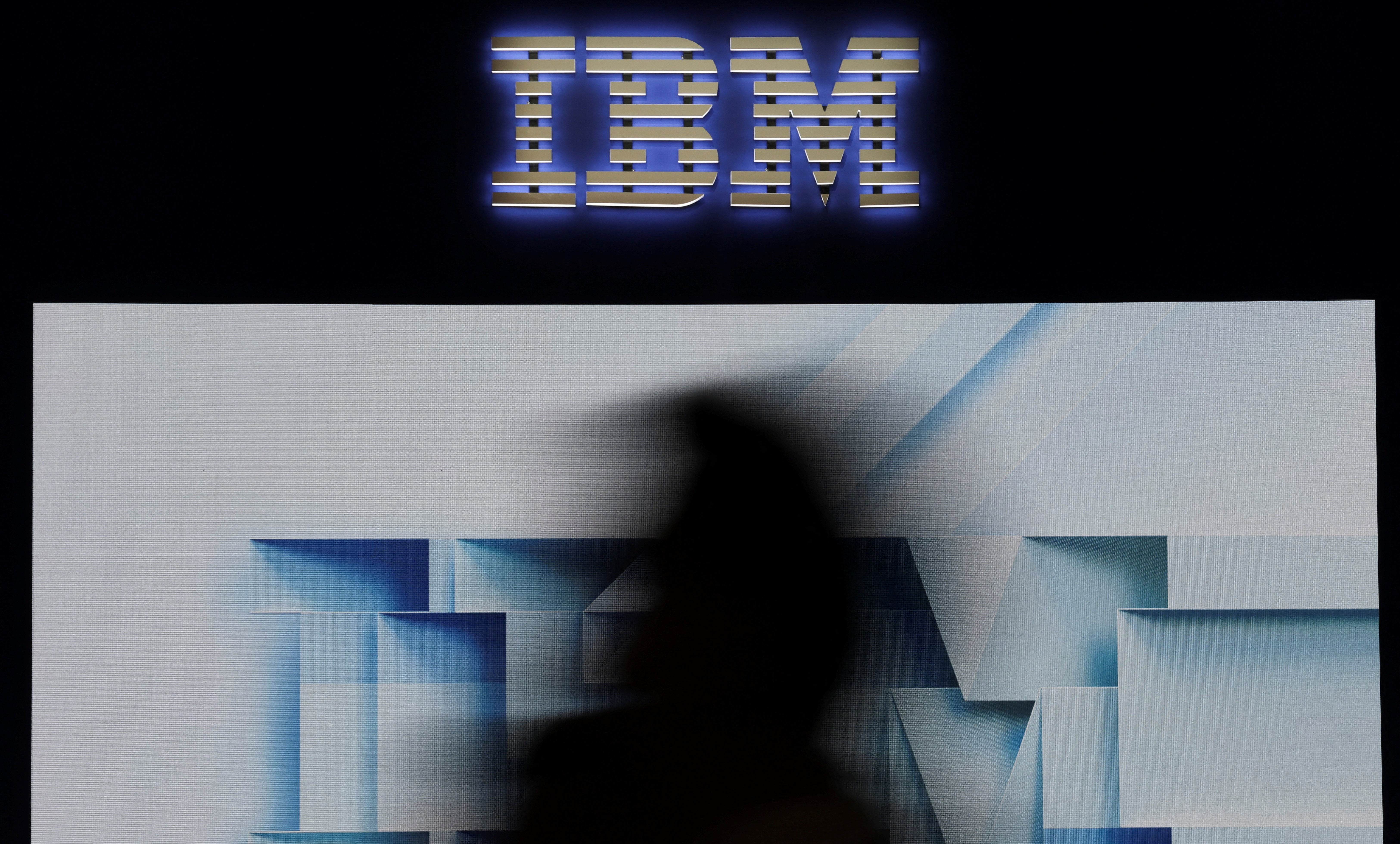 Impacto da Inteligência Artificial nas estratégias de negócios da IBM