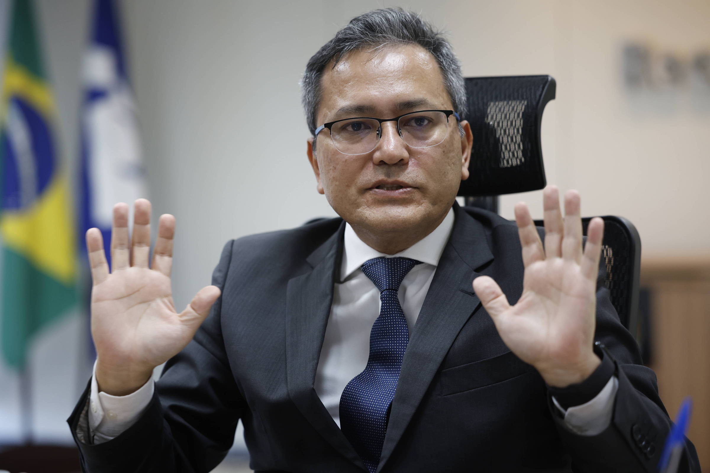 Crise entre Receita Federal e Polícia Federal: Acusações de Adulteração de Inquérito Agravam Conflito