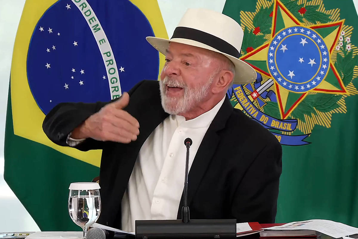 A Nova Era Política: Fatores que Influenciam a Credibilidade e as Estrategias de Lula