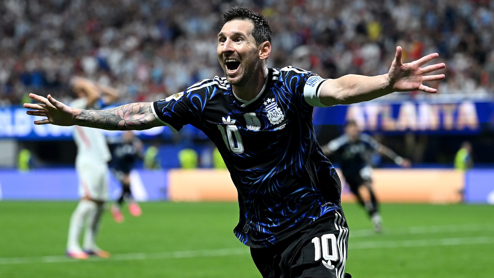 Argentina Avança para a Final da Copa do Mundo com Vitória de 2-1 sobre a Inglaterra