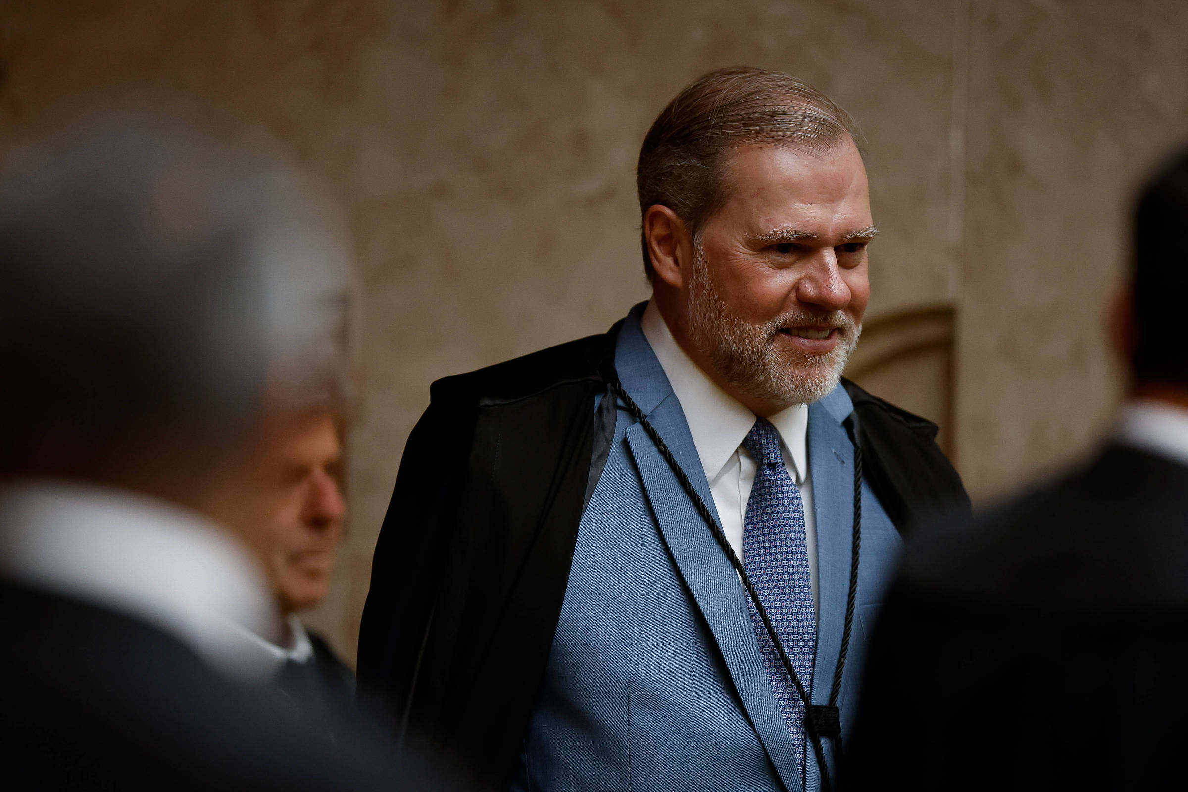 O Futuro do STF: Toffoli, Isolamento e Reaproximações
