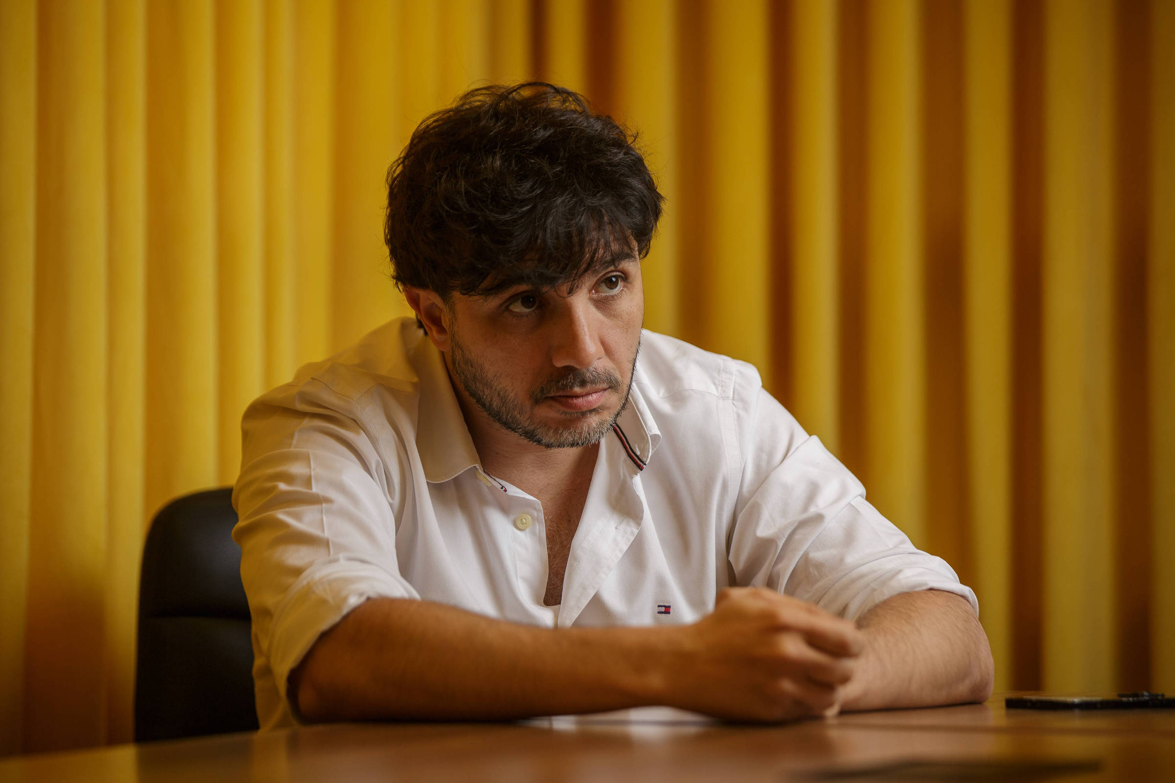 Estratégias Futuras: Renan Santos Propõe Alternativas à Gestão de Tarifas e Terras Raras