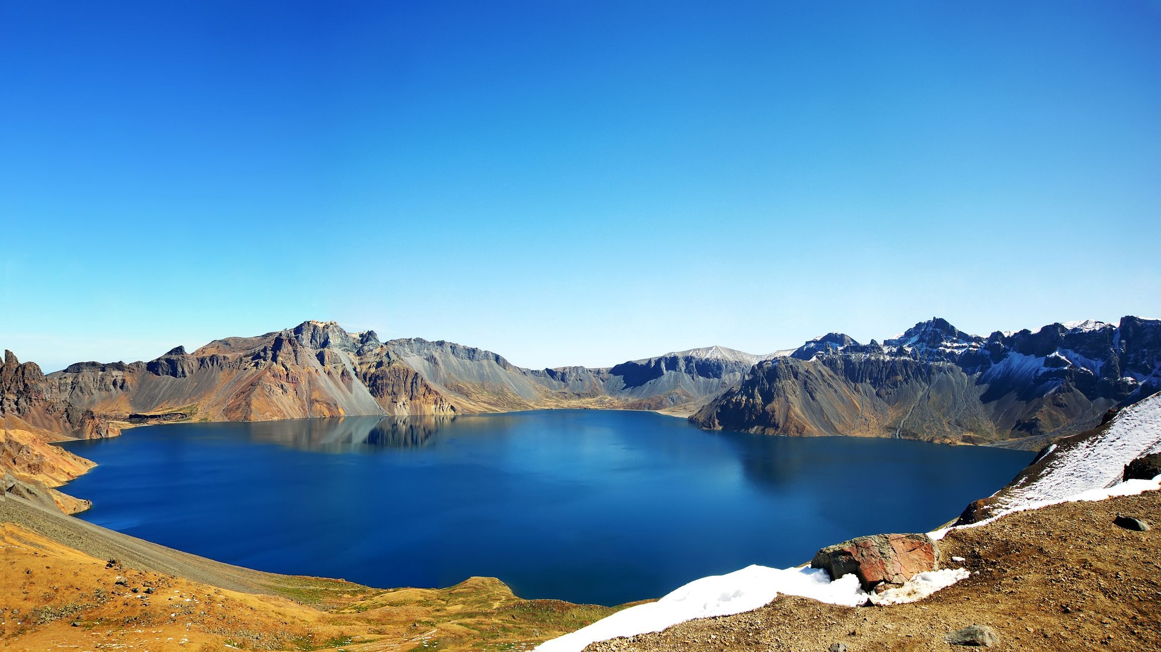 Heaven Lake: O Lago Mais Profundo da China Encontra-se no Topo de um Colossal Vulcão