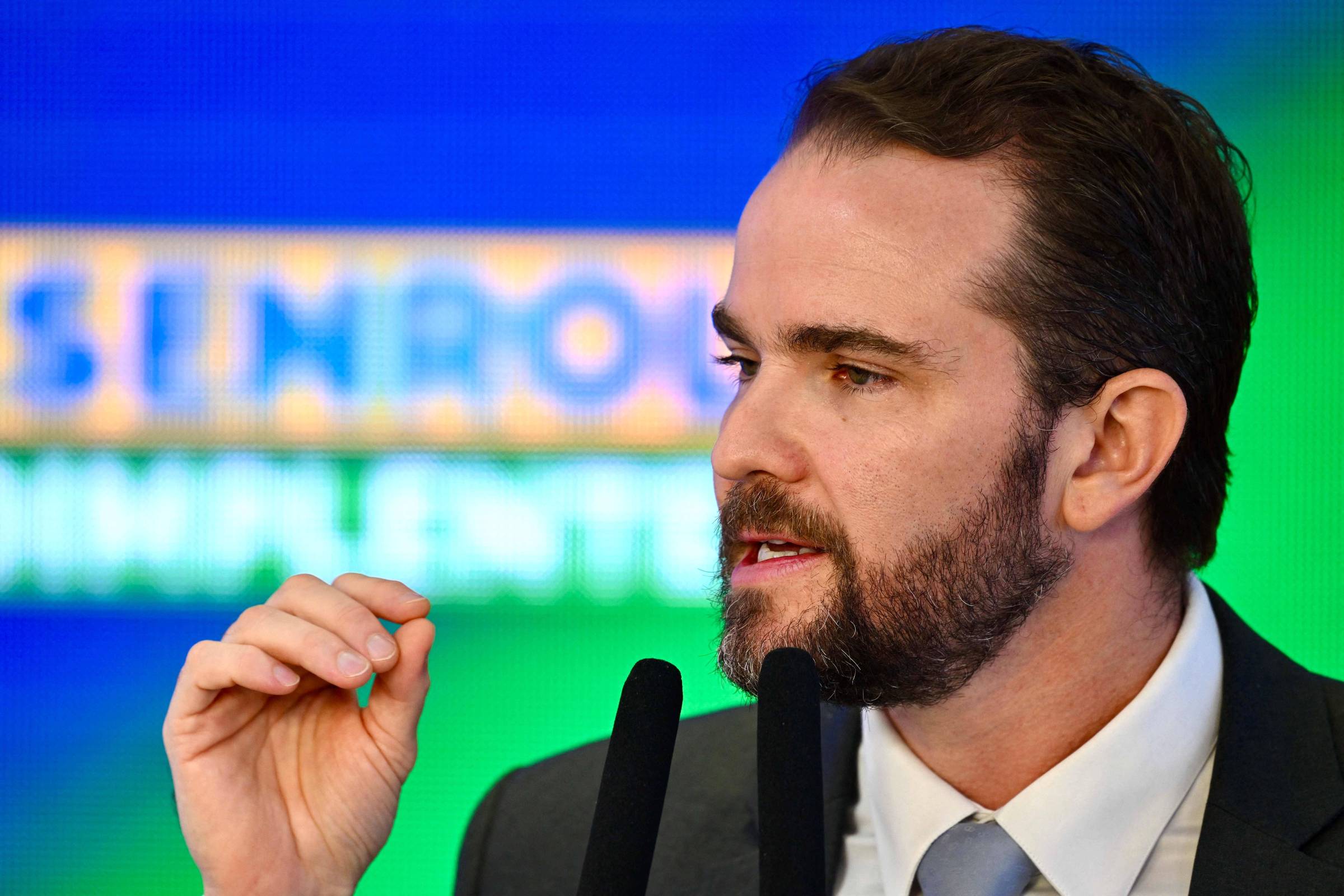 Brasil Responde a Tarifas dos EUA: Reciprocidade em Loco
