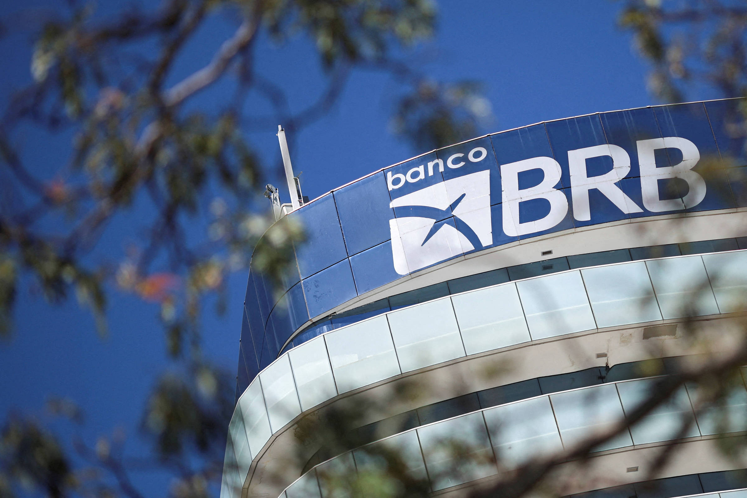 BRB e Quadra Capital encerram negociações para fundo de R$ 15 bi com ativos do Master