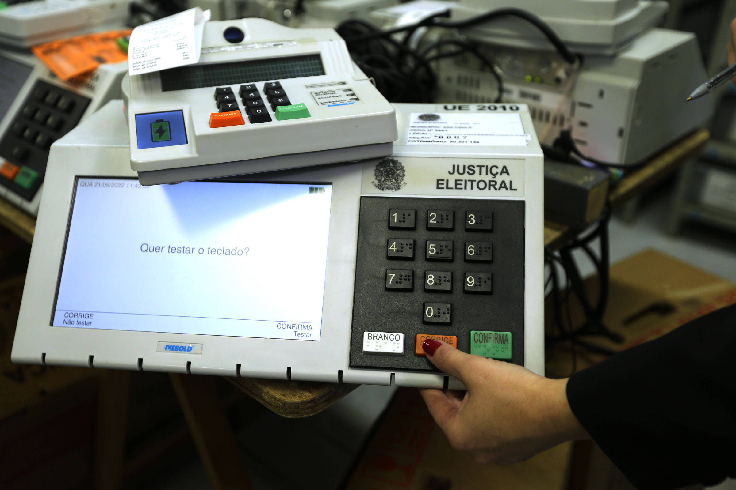 Partidos Criam Mecanismos Futuros para Fiscalizar Candidaturas Femininas