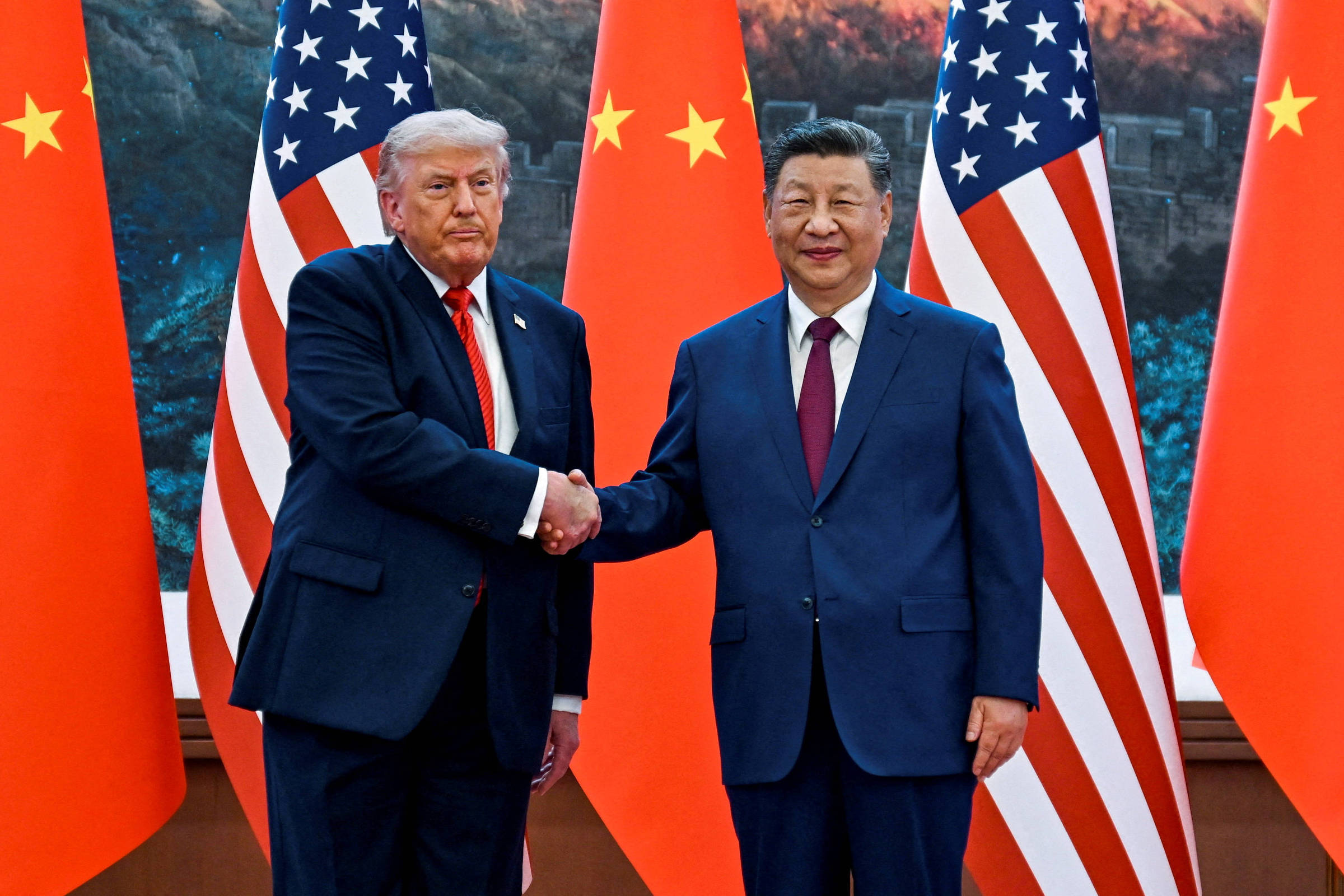 EUA e China Avançam em Negociações sobre Inteligência Artificial em Setembro