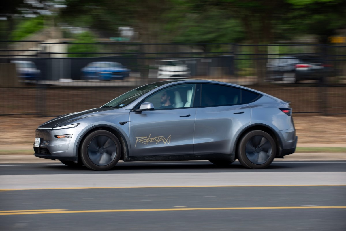 Tesla Lança Pilotos de Robotáxis em Orlando e Tampa Antes dos Resultados do Segundo Trimestre